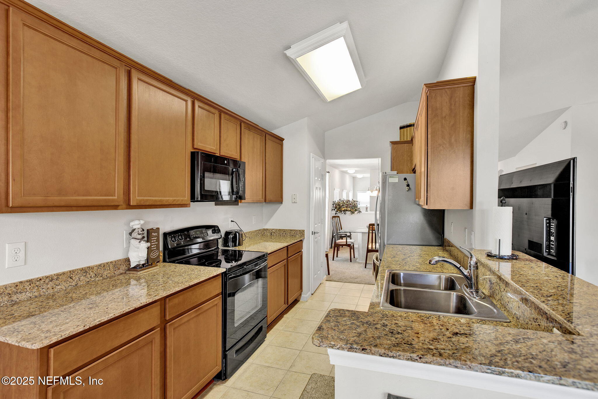 6667 SHADED ROCK Court