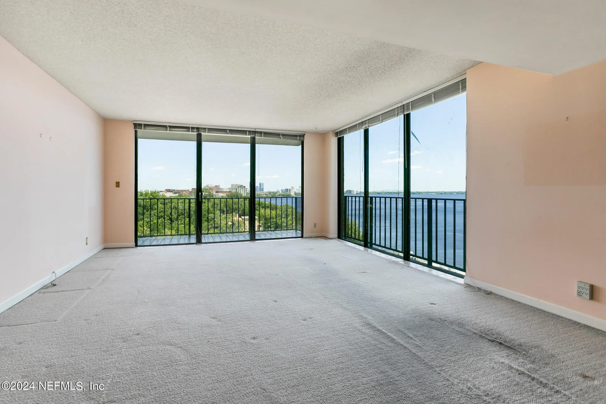 Jacksonville, Florida 32205, United States, 2 Bedrooms Bedrooms, ,2 BathroomsBathrooms,Residential,Active,78442