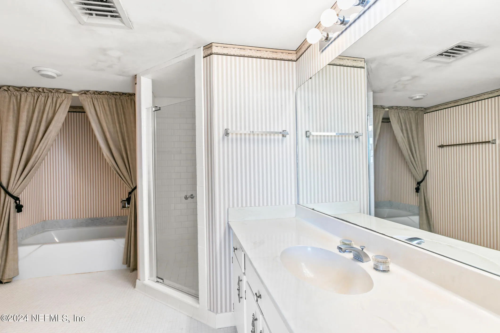 Jacksonville, Florida 32205, United States, 2 Bedrooms Bedrooms, ,2 BathroomsBathrooms,Residential,Active,78442