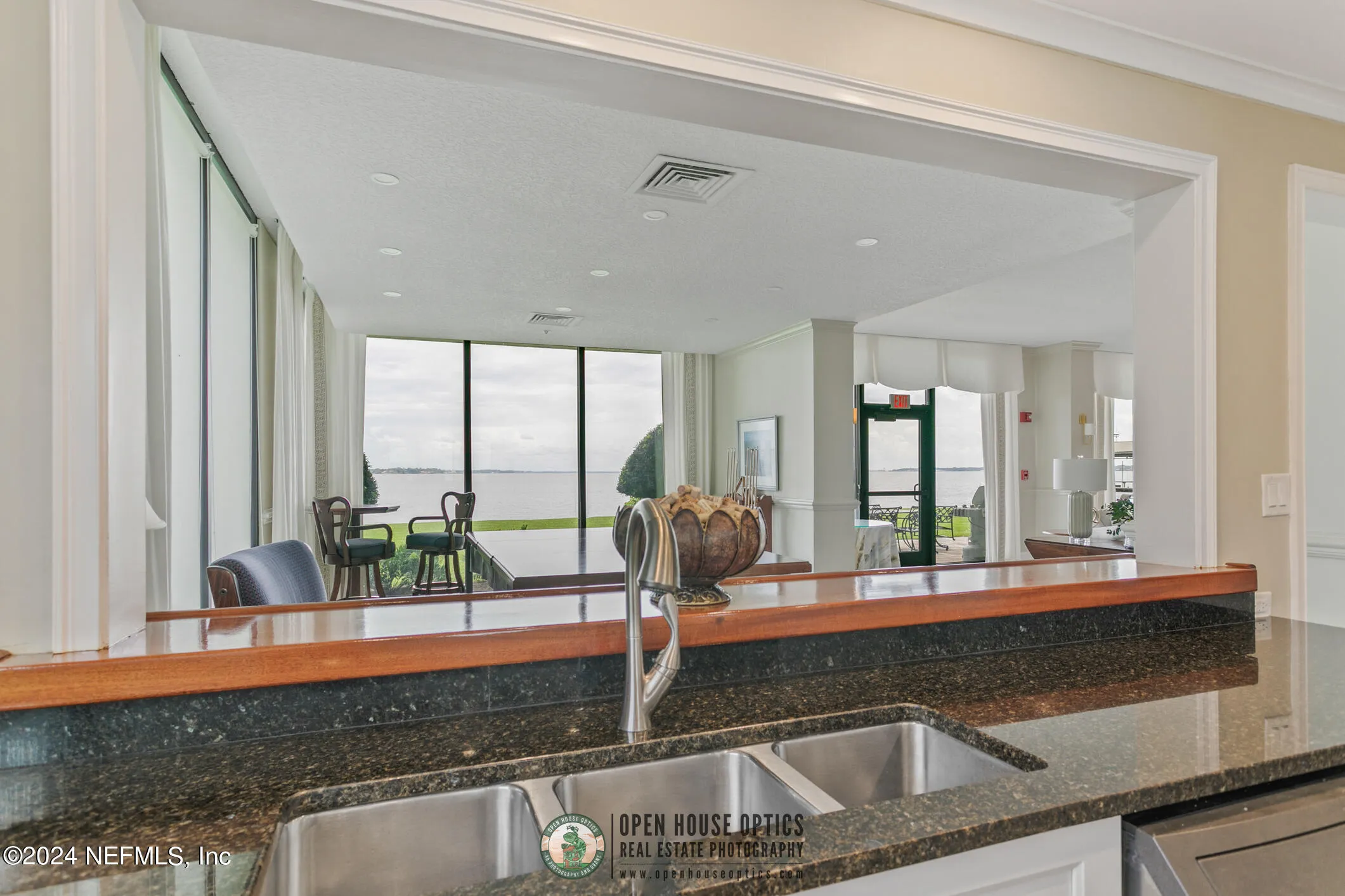 Jacksonville, Florida 32205, United States, 2 Bedrooms Bedrooms, ,2 BathroomsBathrooms,Residential,Active,78442