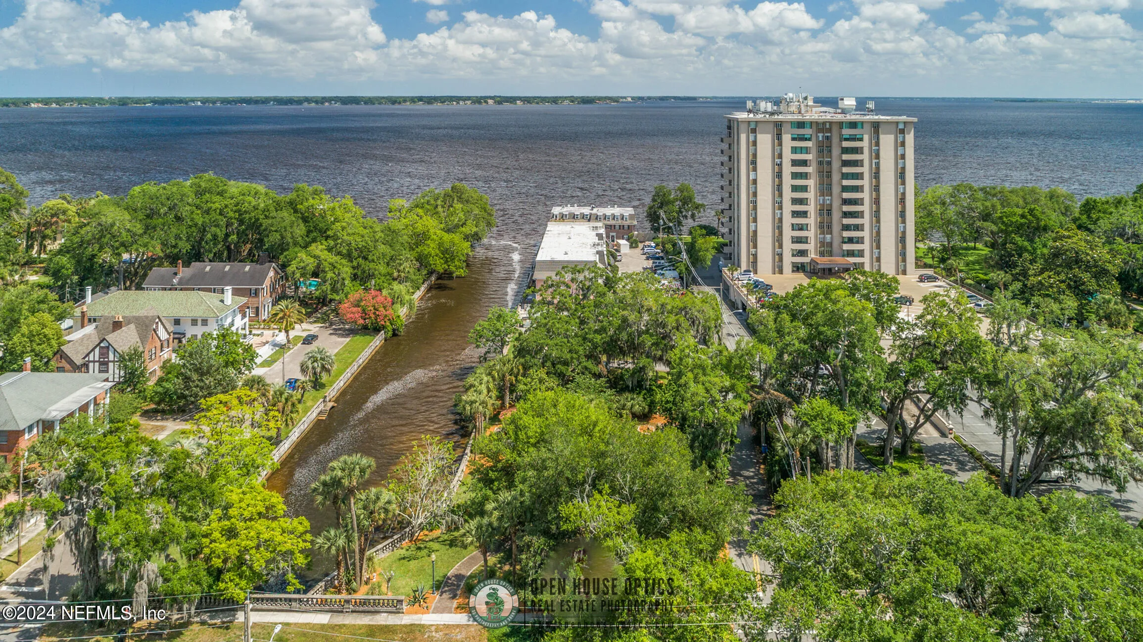 Jacksonville, Florida 32205, United States, 2 Bedrooms Bedrooms, ,2 BathroomsBathrooms,Residential,Active,78442