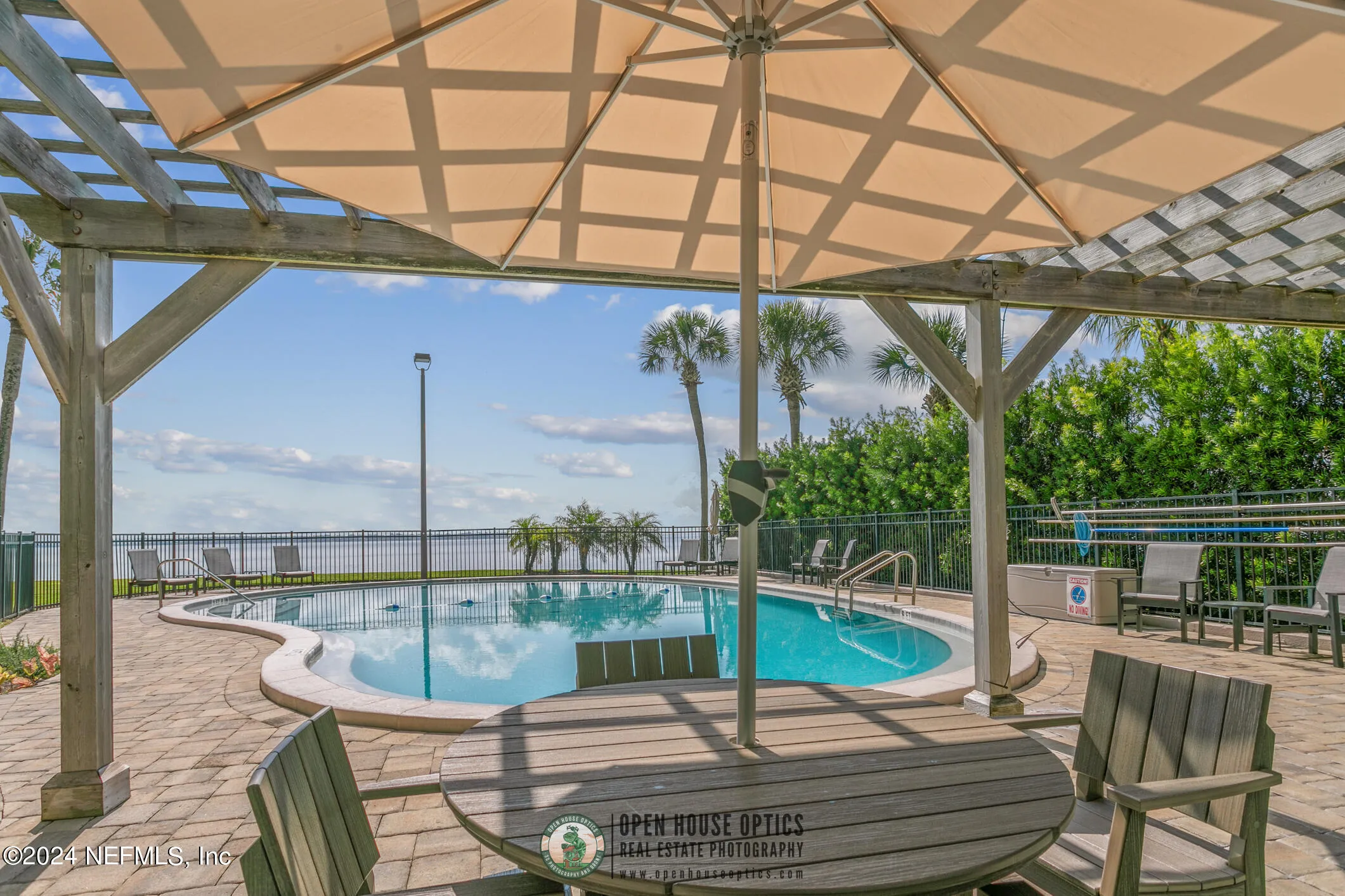 Jacksonville, Florida 32205, United States, 2 Bedrooms Bedrooms, ,2 BathroomsBathrooms,Residential,Active,78442