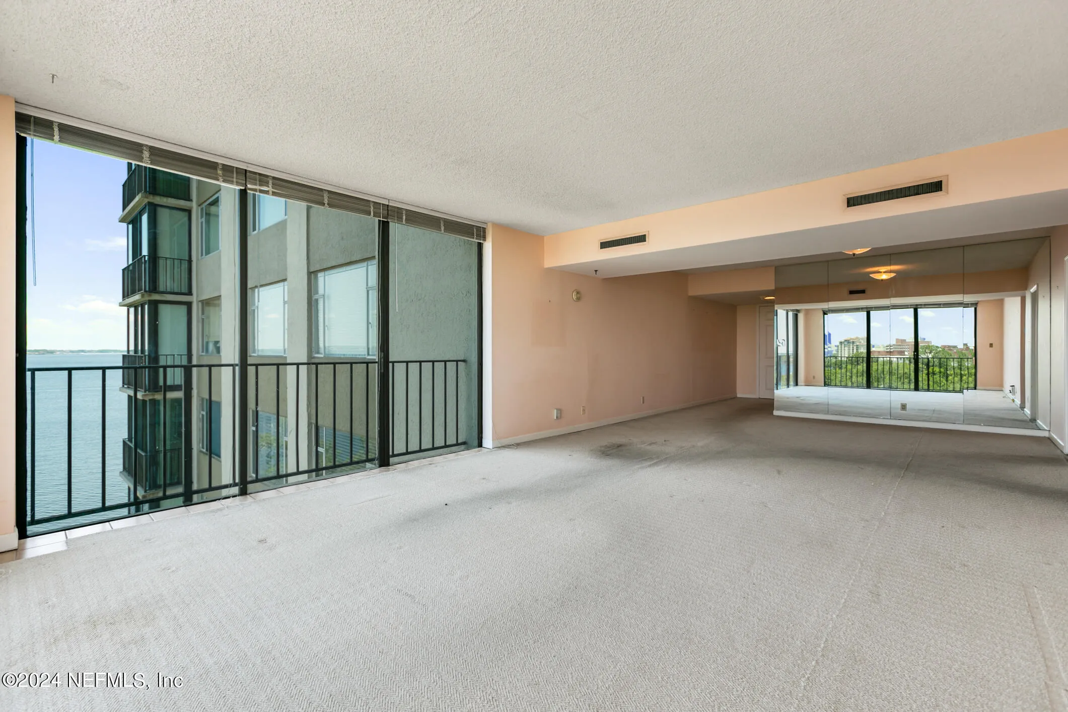 Jacksonville, Florida 32205, United States, 2 Bedrooms Bedrooms, ,2 BathroomsBathrooms,Residential,Active,78442