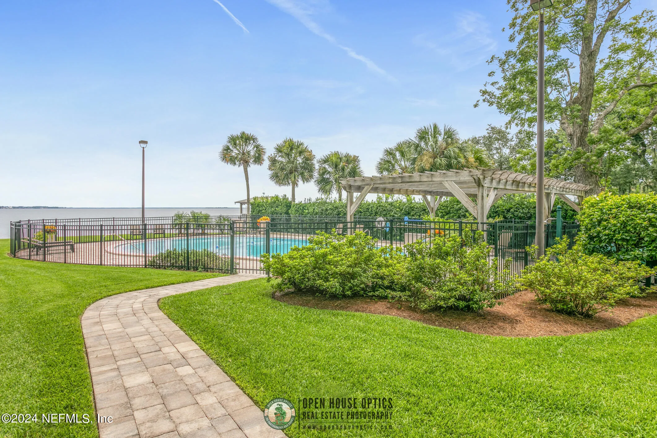 Jacksonville, Florida 32205, United States, 2 Bedrooms Bedrooms, ,2 BathroomsBathrooms,Residential,Active,78442