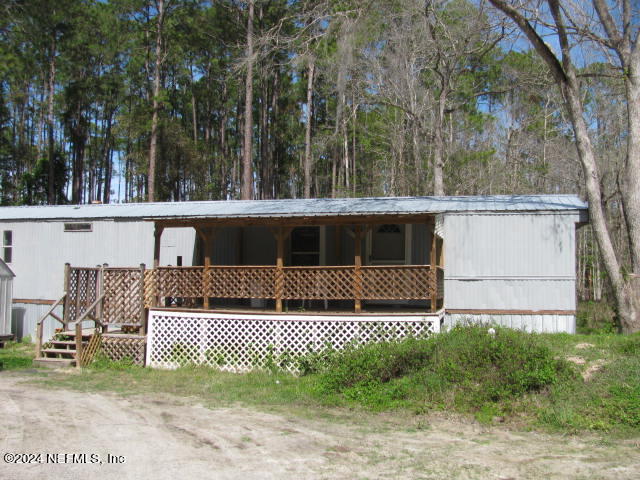 Georgetown, FL home for sale located at 108 Northeast Avenue, Georgetown, FL 32139