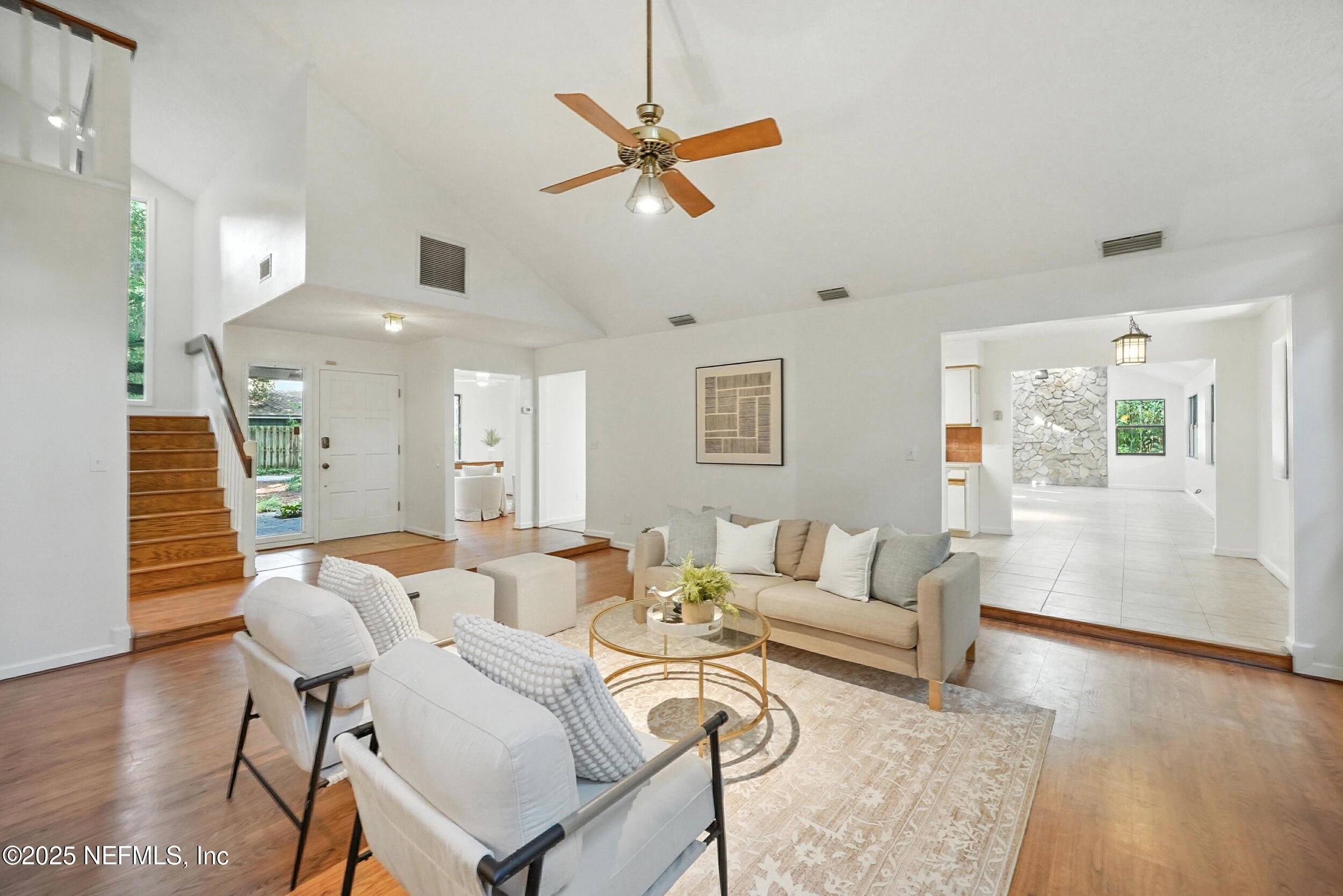 1918 OAK Circle