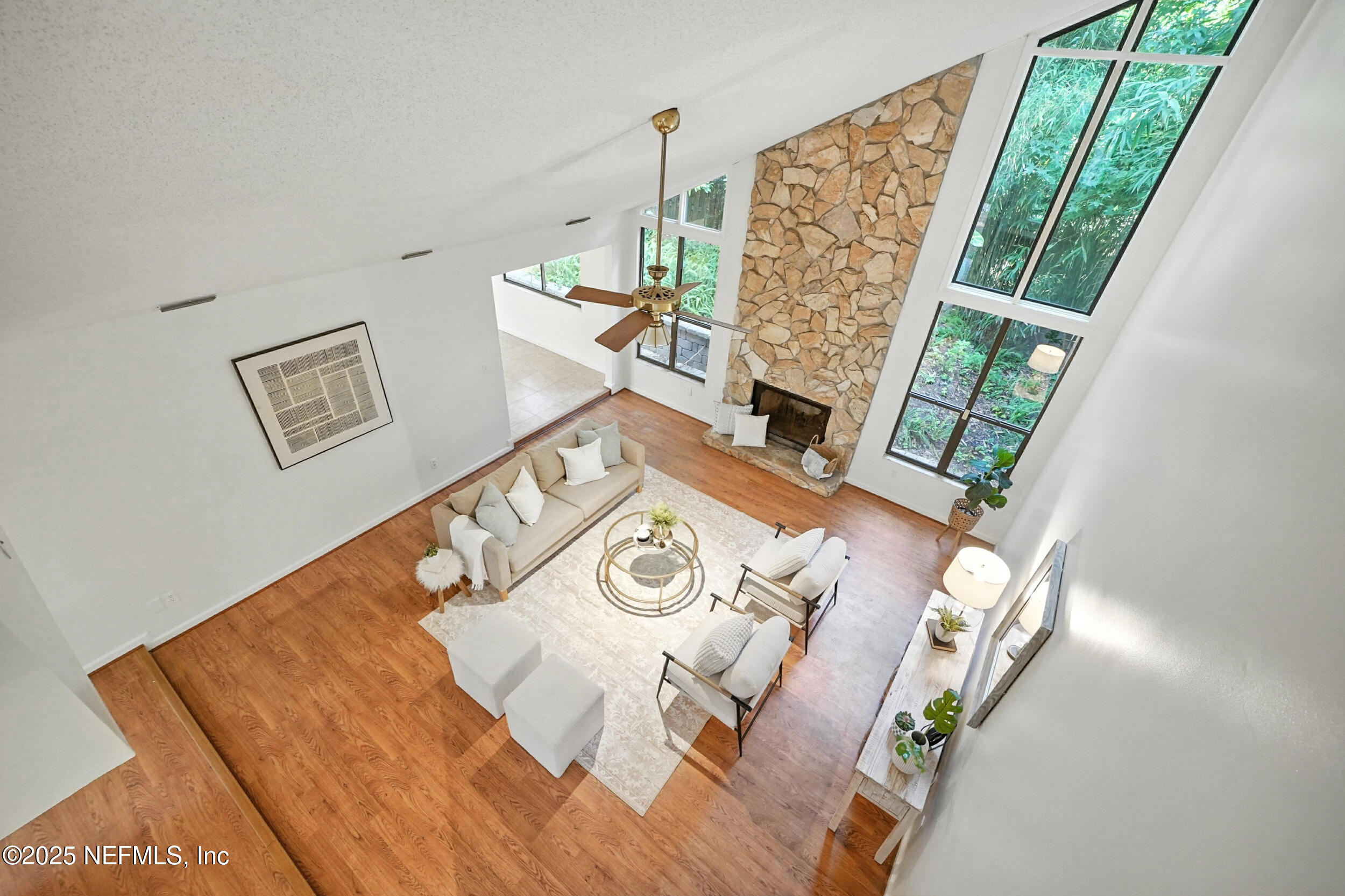 1918 OAK Circle