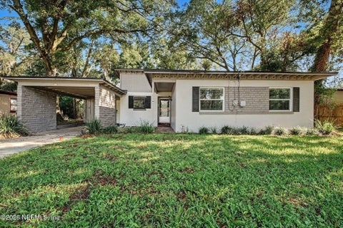 Photo of 7139 HALLOCK Street, Jacksonville, FL 32211 (MLS # 2152954)