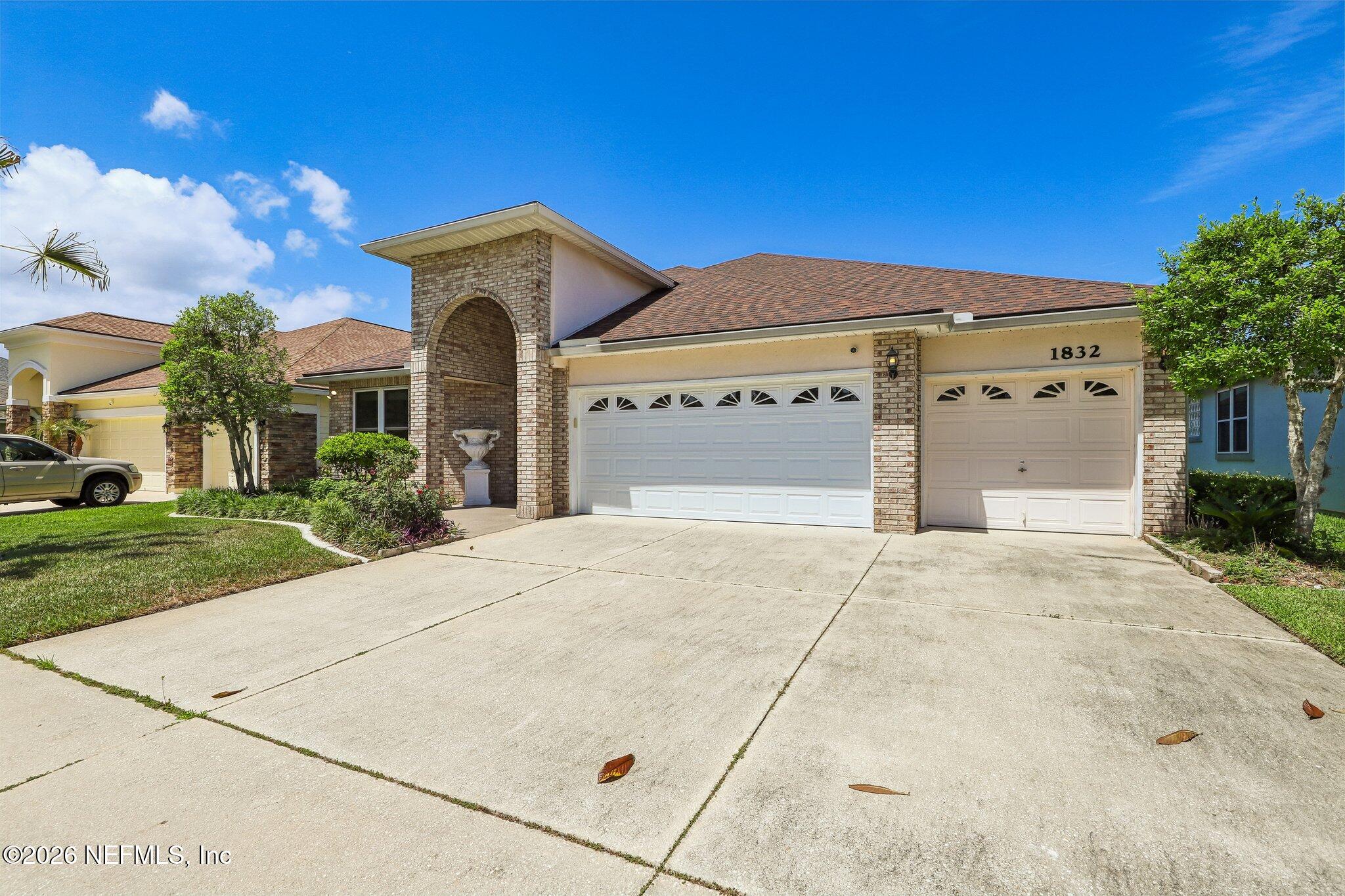 1832 CHATHAM VILLAGE Drive