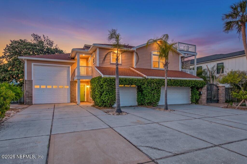 224 BOWLES Street