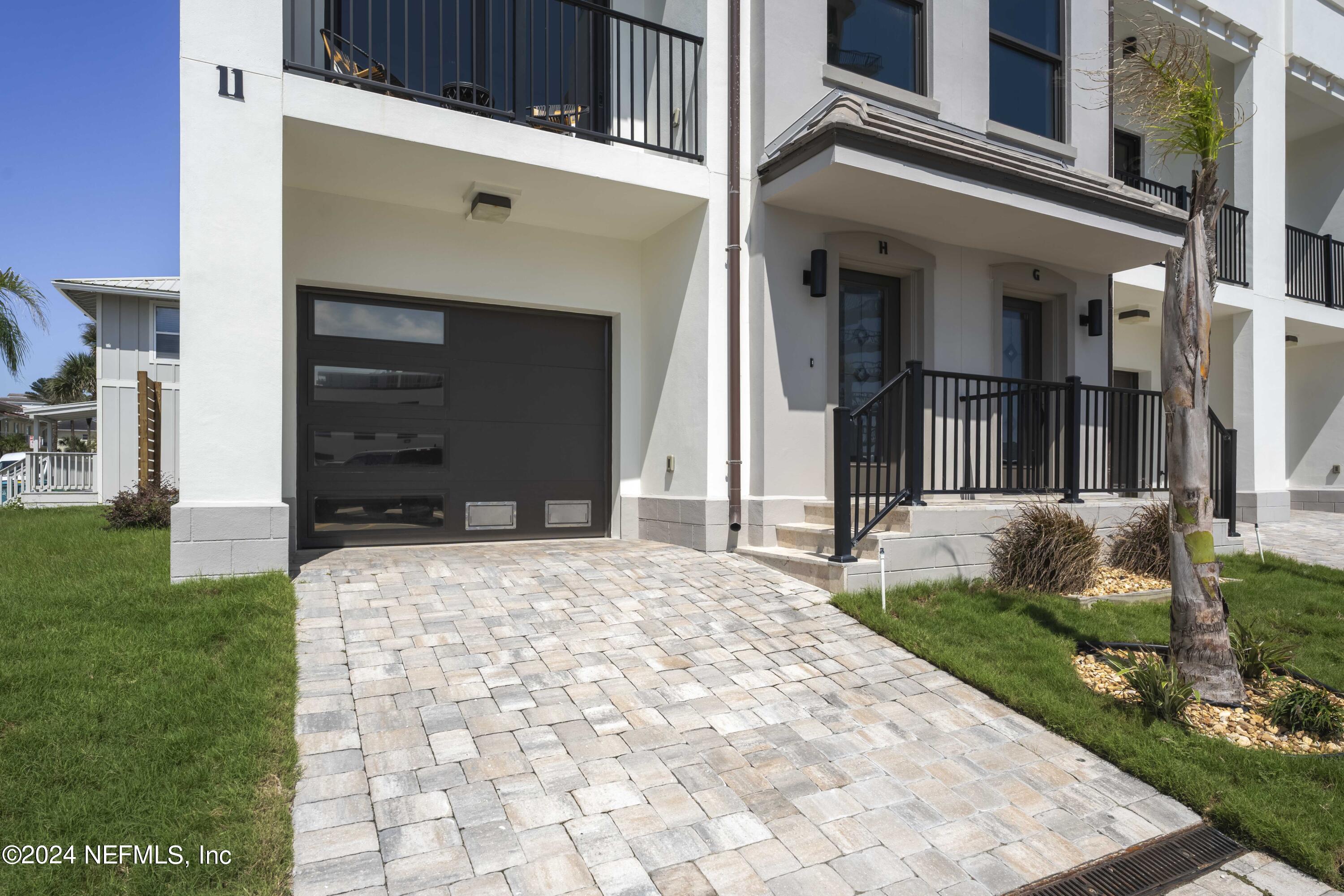 11 12TH Avenue S H