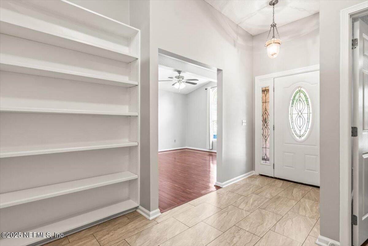 5060 MARBLE EGRET Drive S