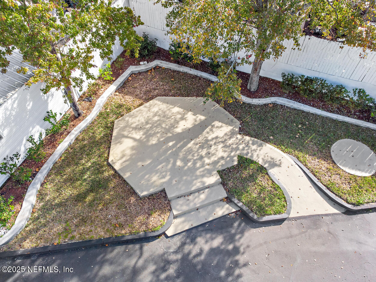 2528 BEAVER Street