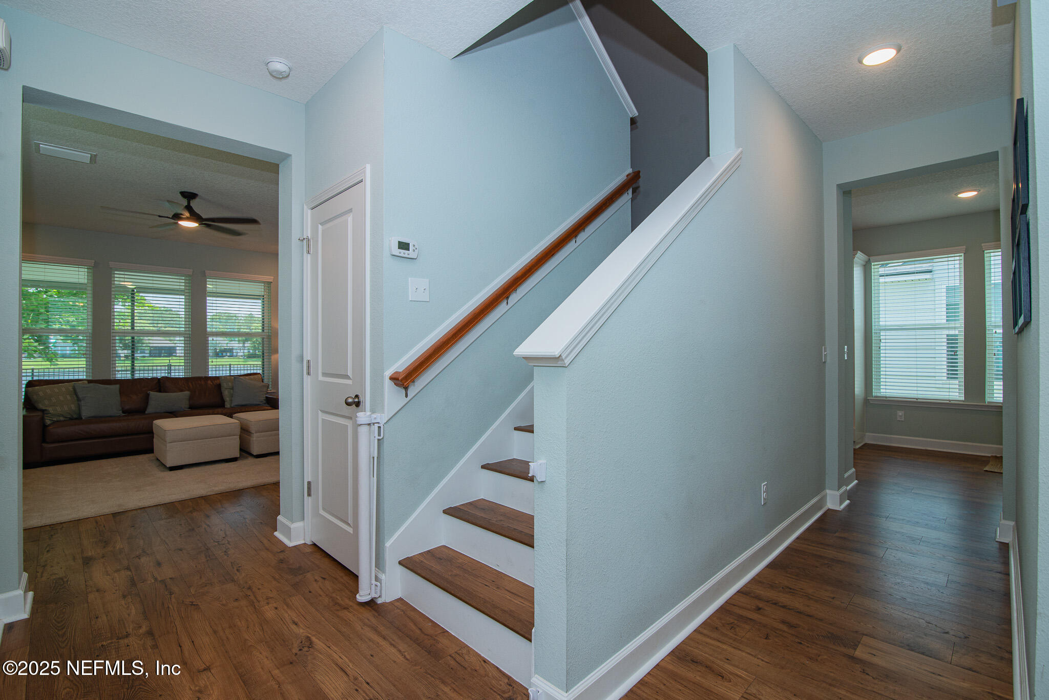 99 VISTA LAKE Circle