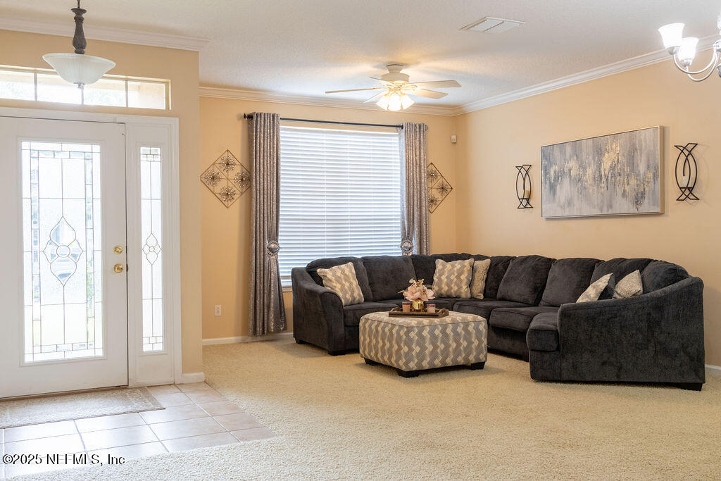 2543 WILLOW CREEK Drive