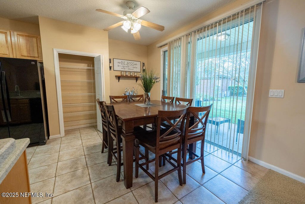 2543 WILLOW CREEK Drive