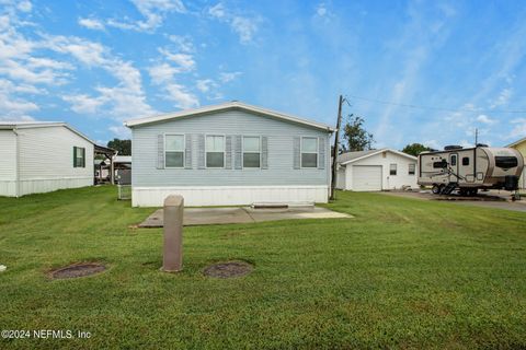 A home in Welaka