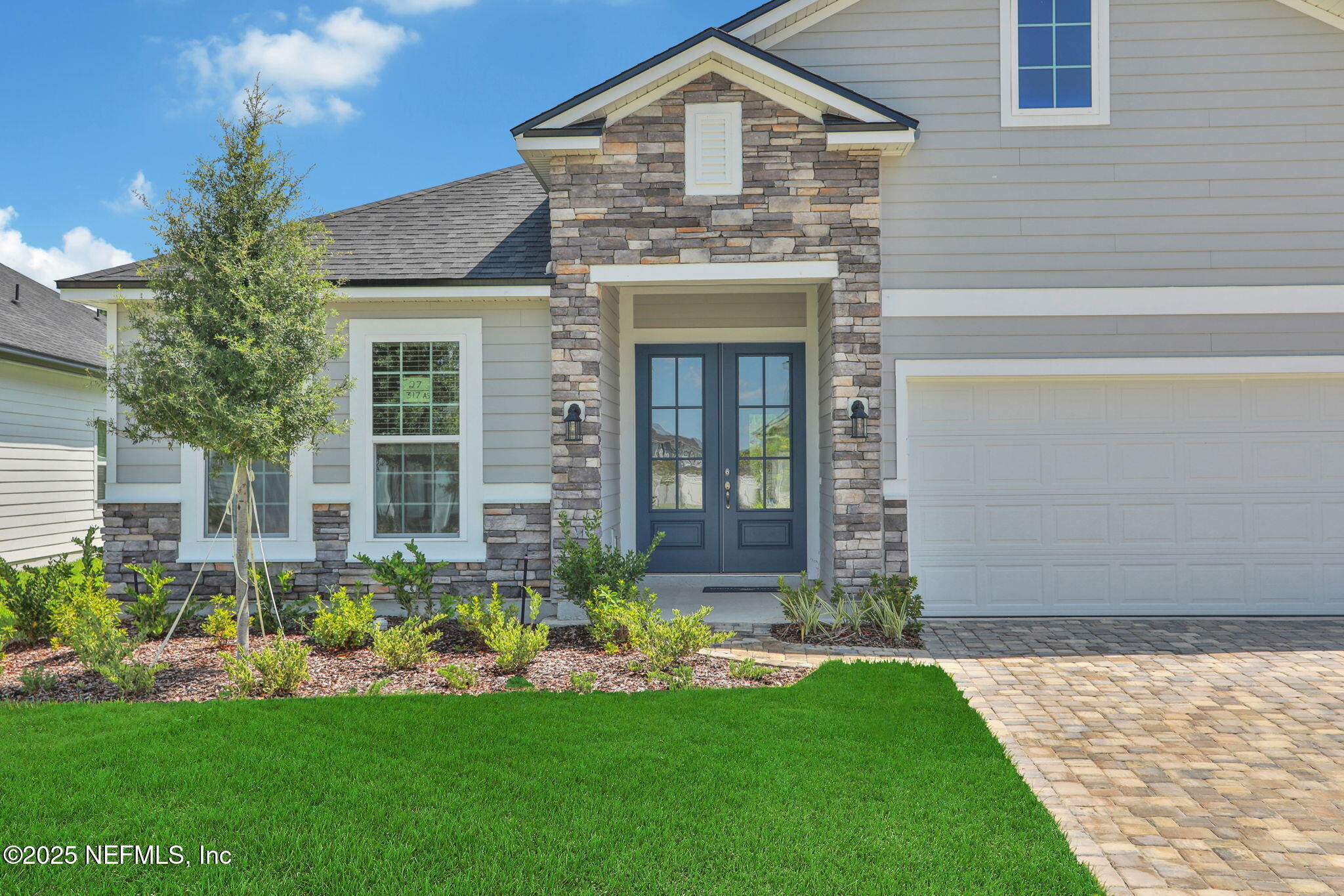 317 ARCHSTONE Way