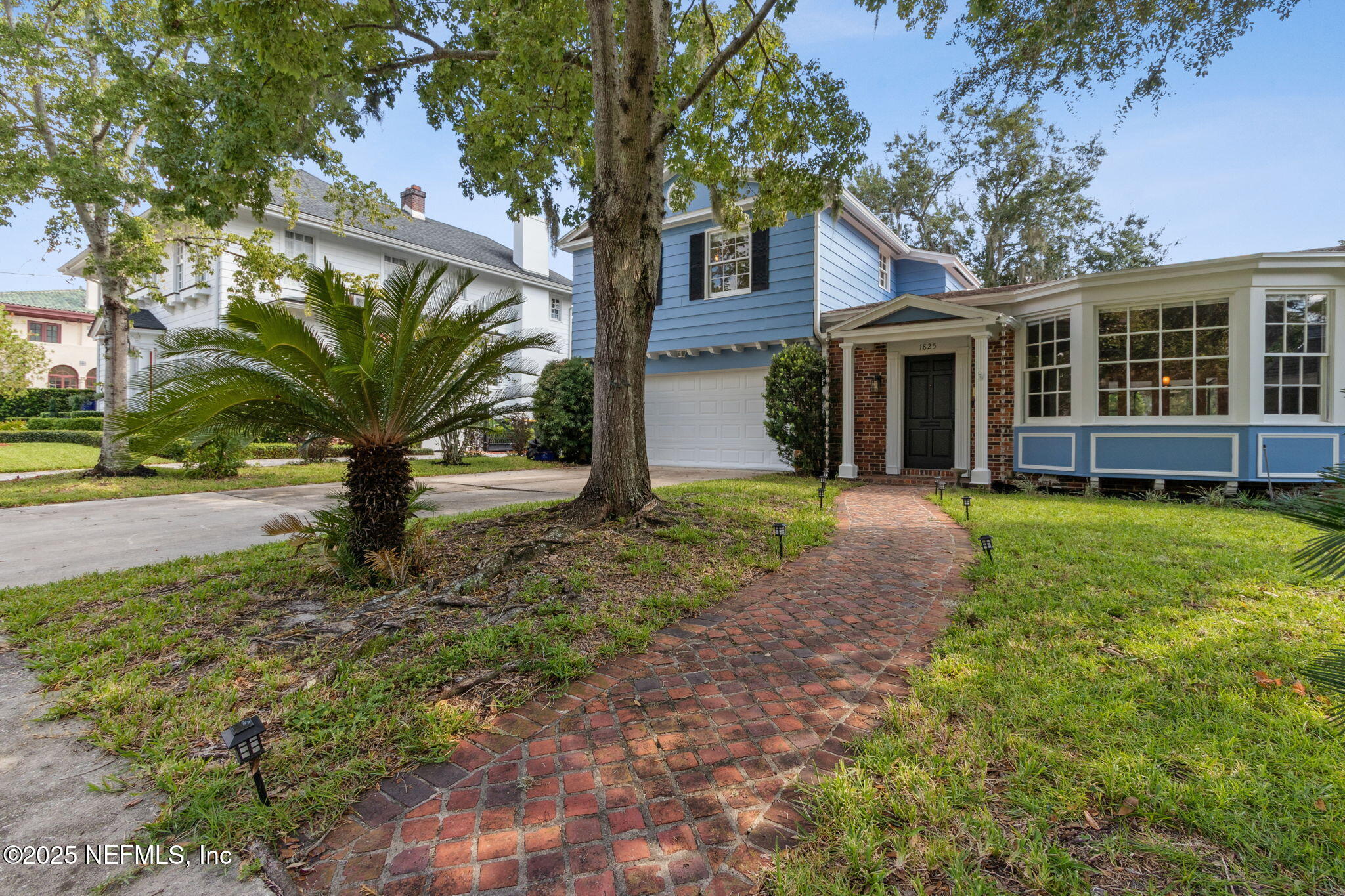 1825 ELIZABETH Place