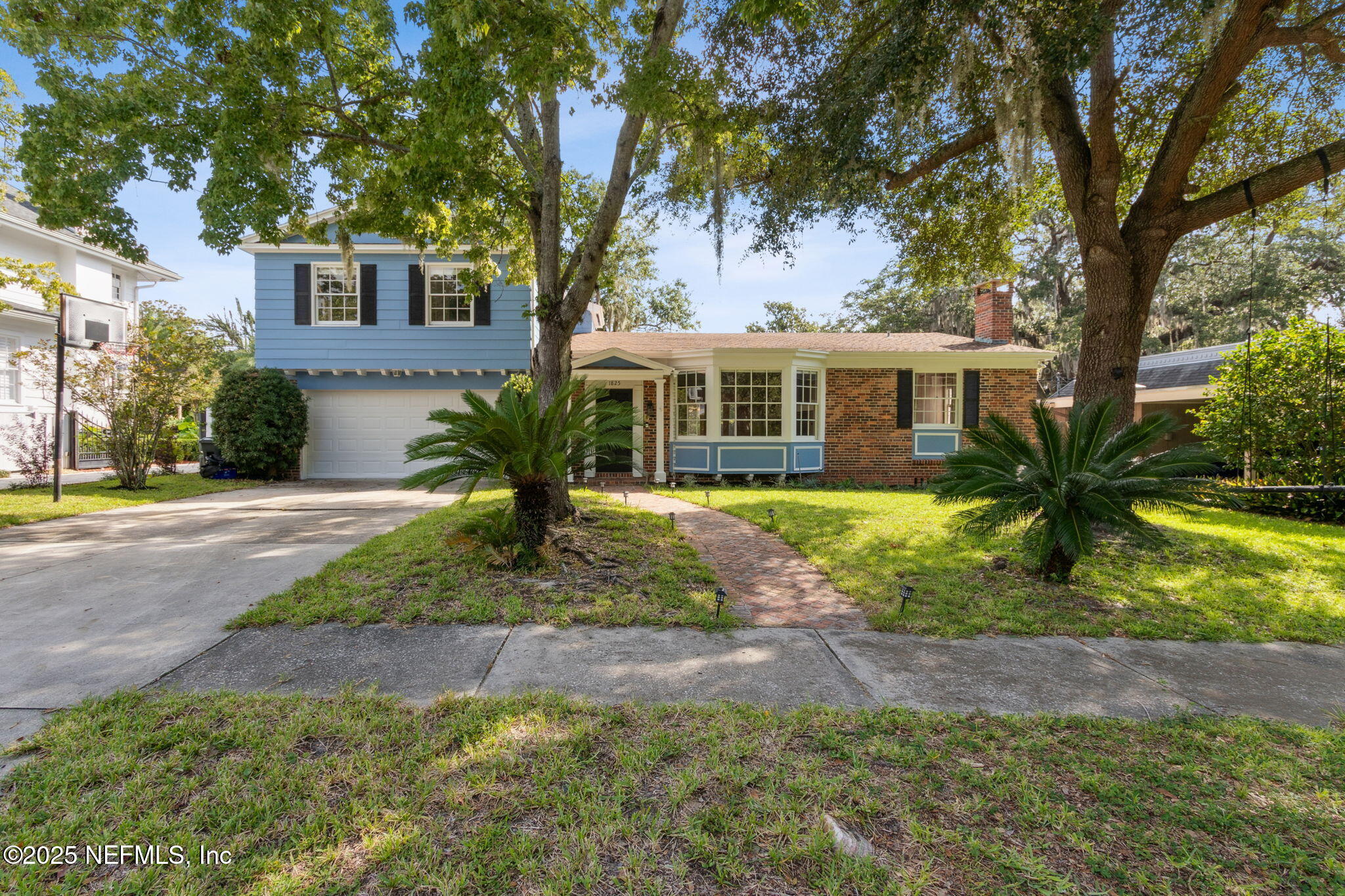 1825 ELIZABETH Place