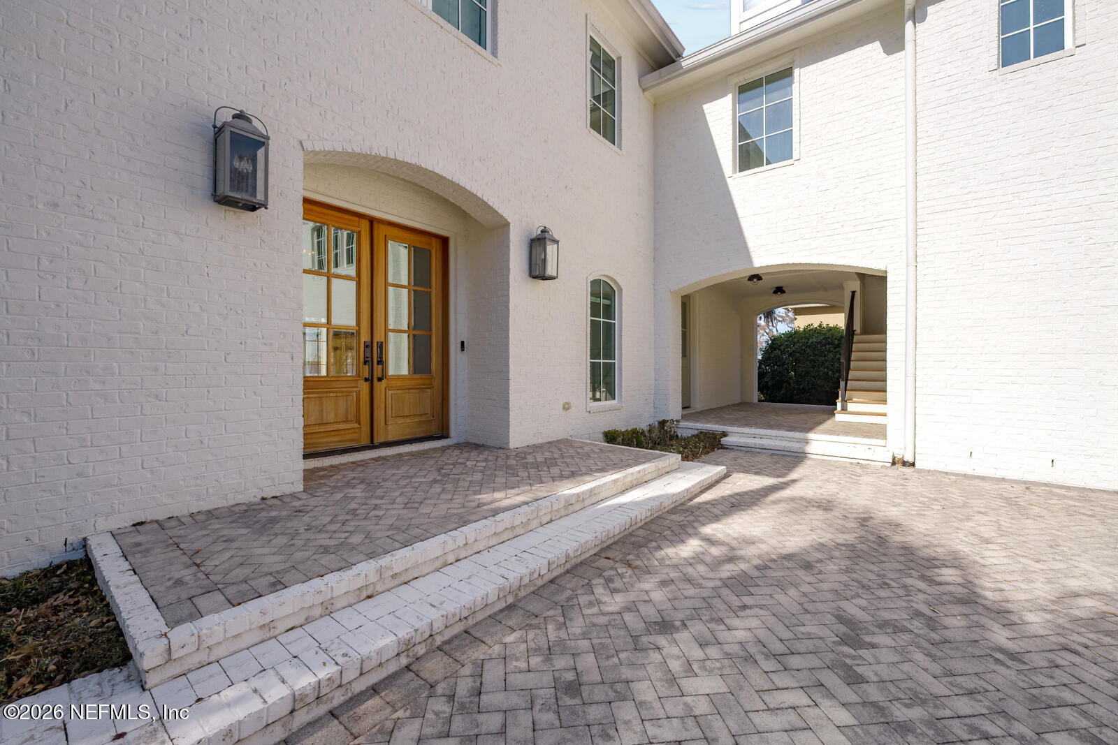 2588 STATE ROAD 13 N