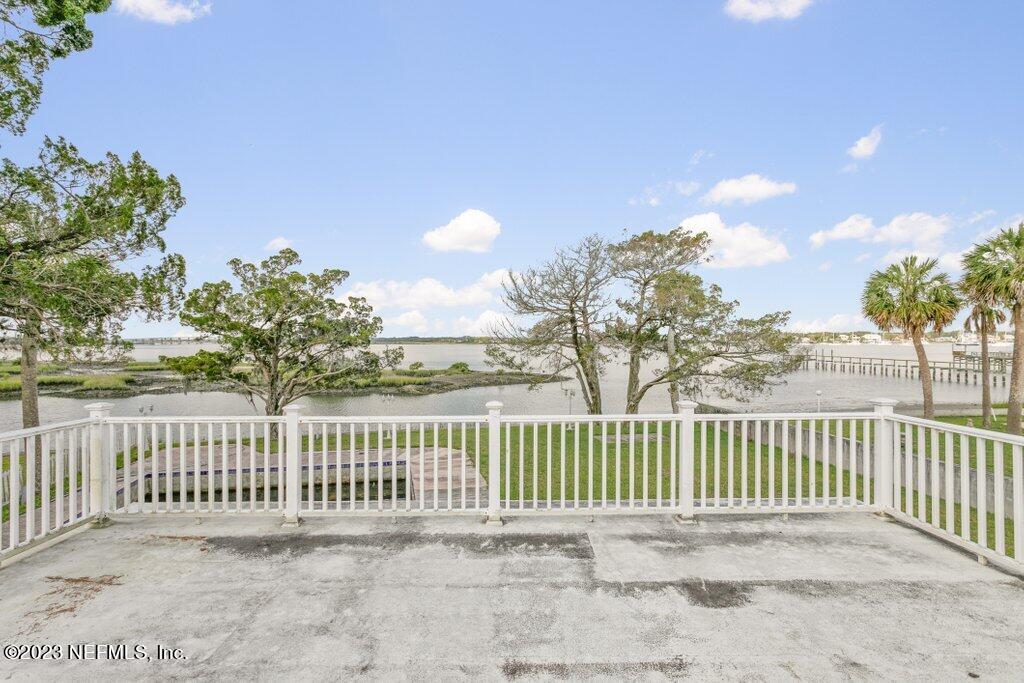 269 S MATANZAS Boulevard