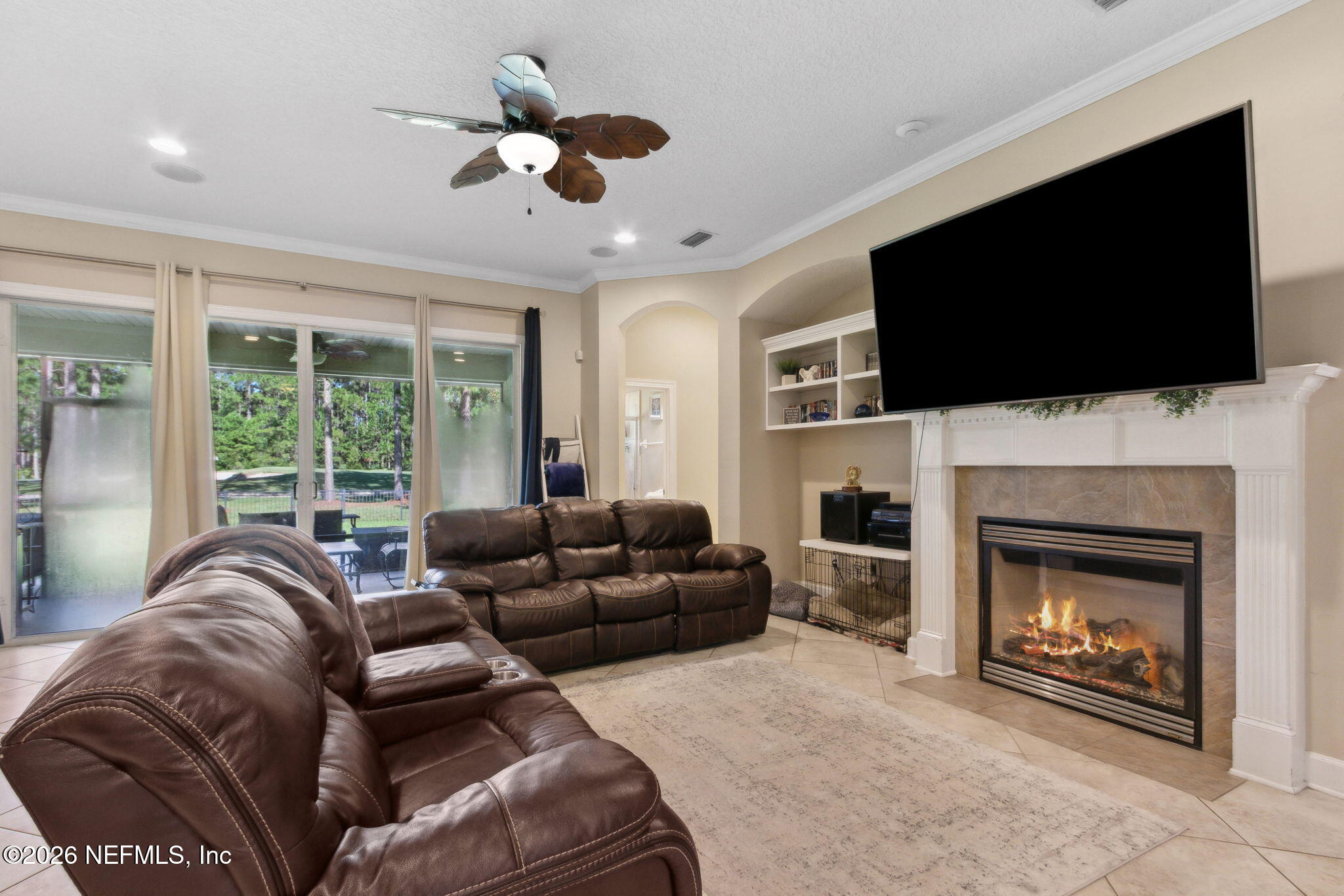 1372 EAGLE CROSSING Drive