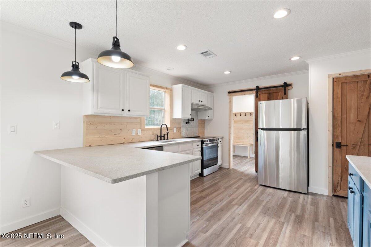 4821 DANDELION Street