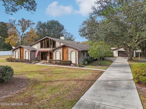 A home in Middleburg