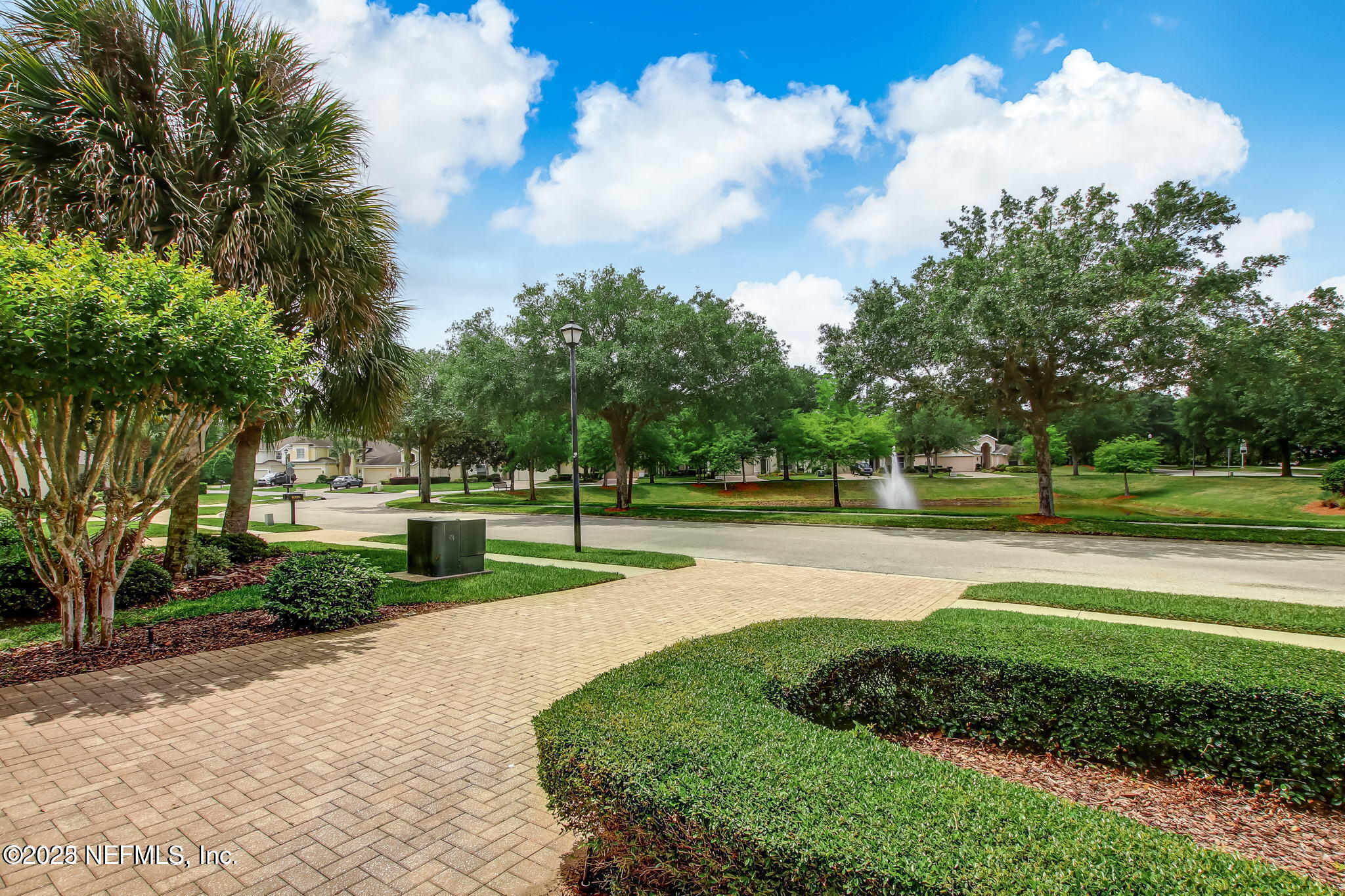9227 SUNRISE BREEZE Circle
