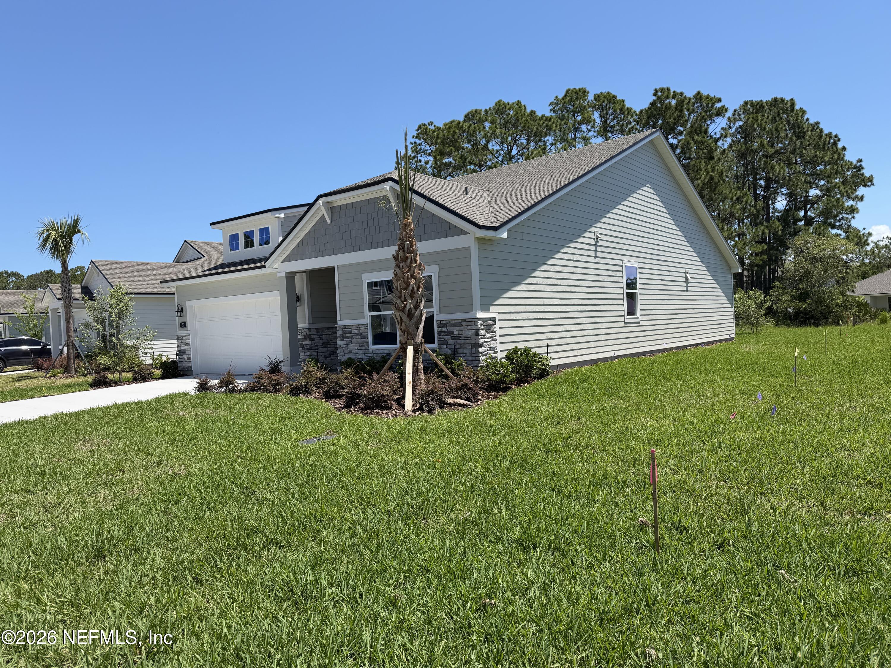32 PERSEUS Avenue