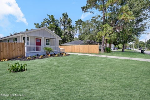 Photo of 1204 NORTH Street, Green Cove Springs, FL 32043 (MLS # 2153691)