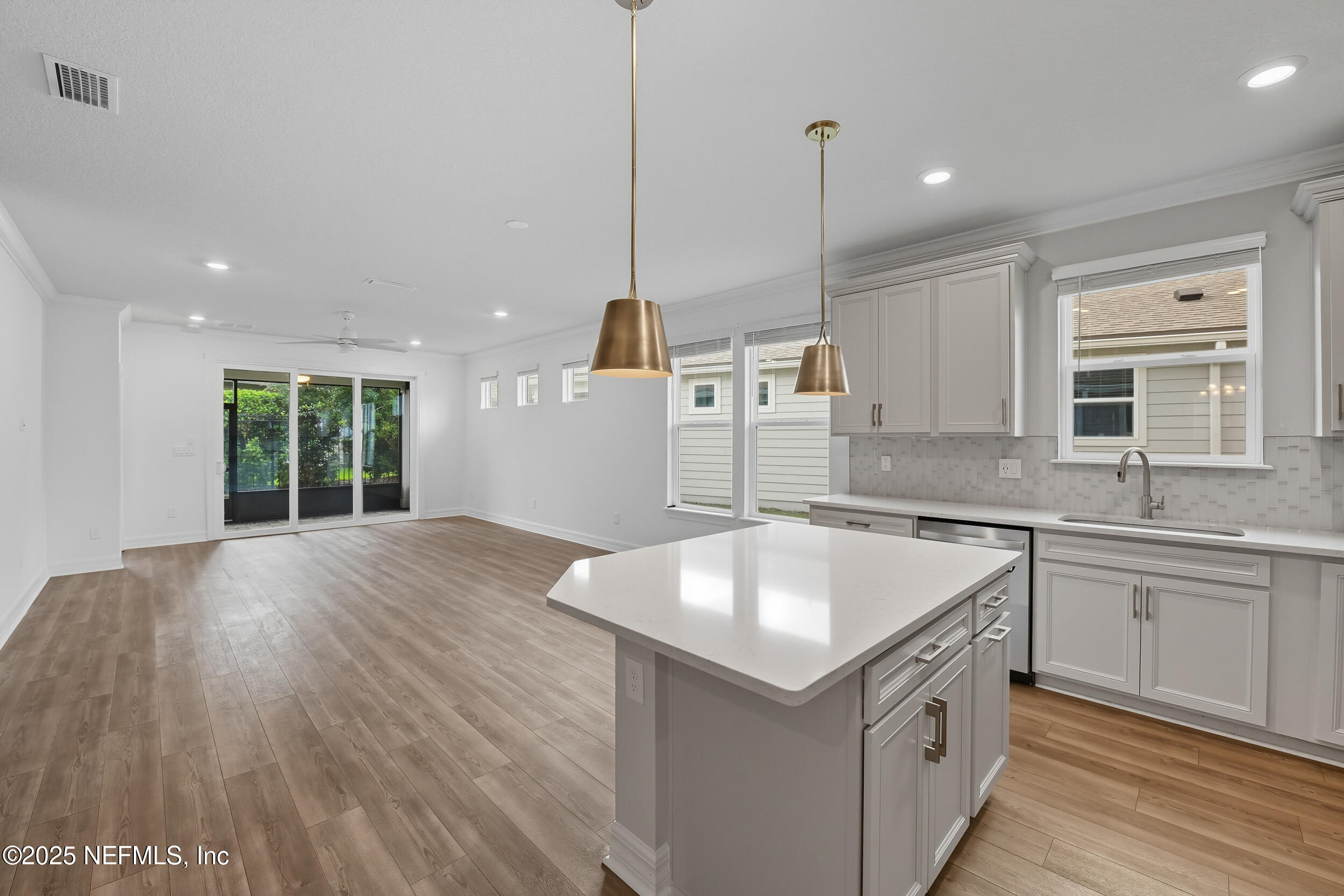 205 TIMBER LGT Trail