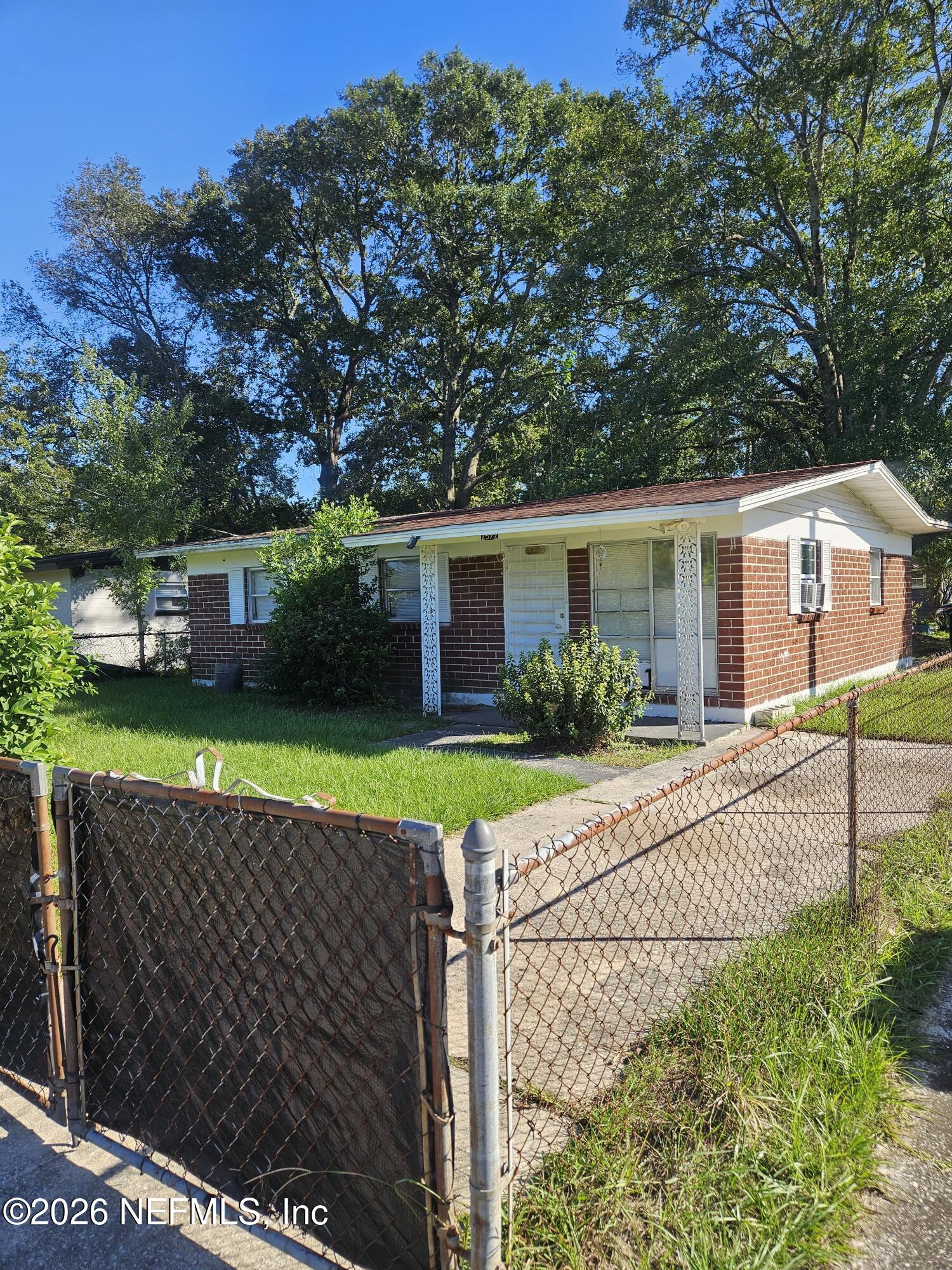 2572 W 23RD Street
