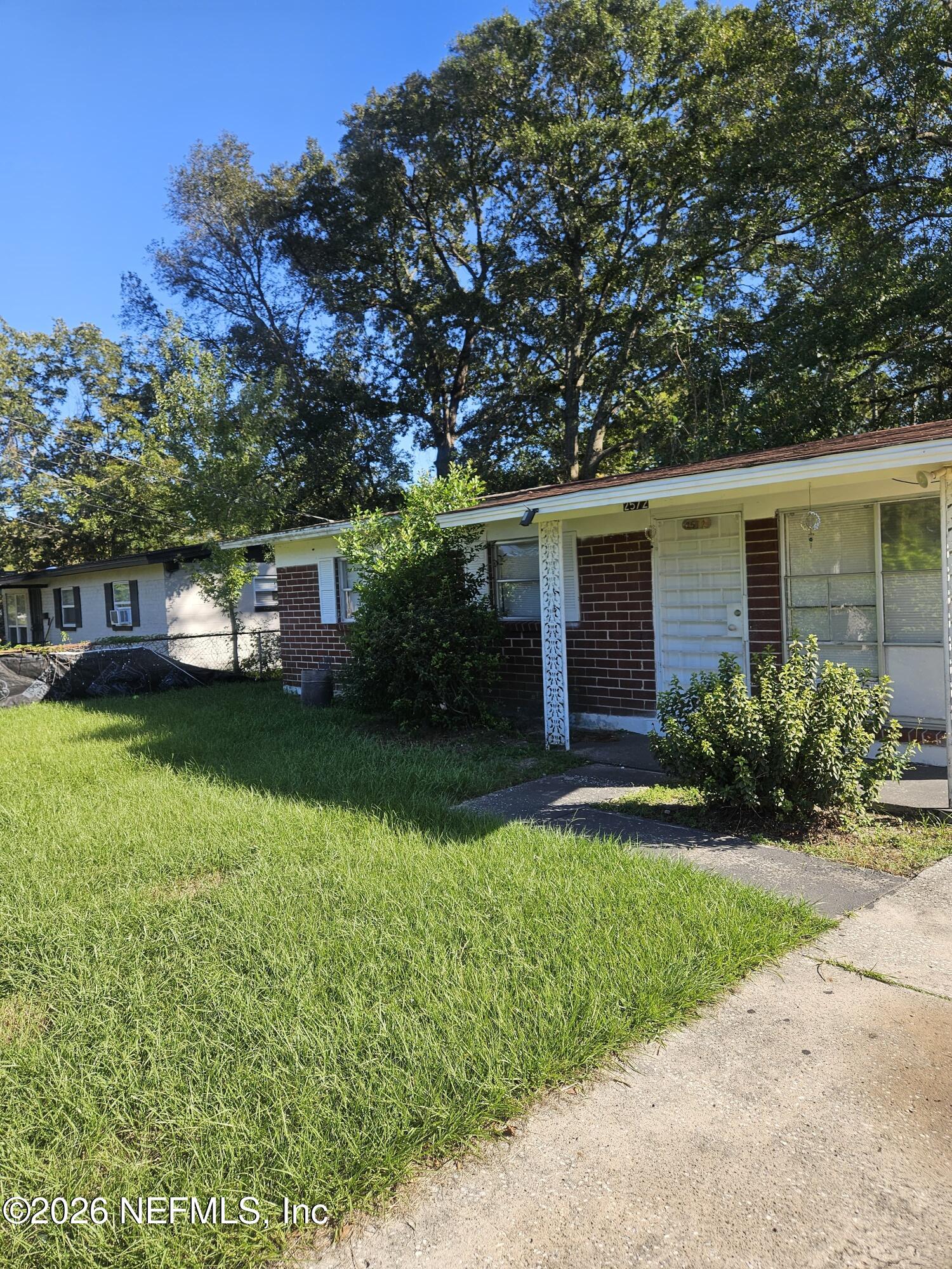 2572 W 23RD Street