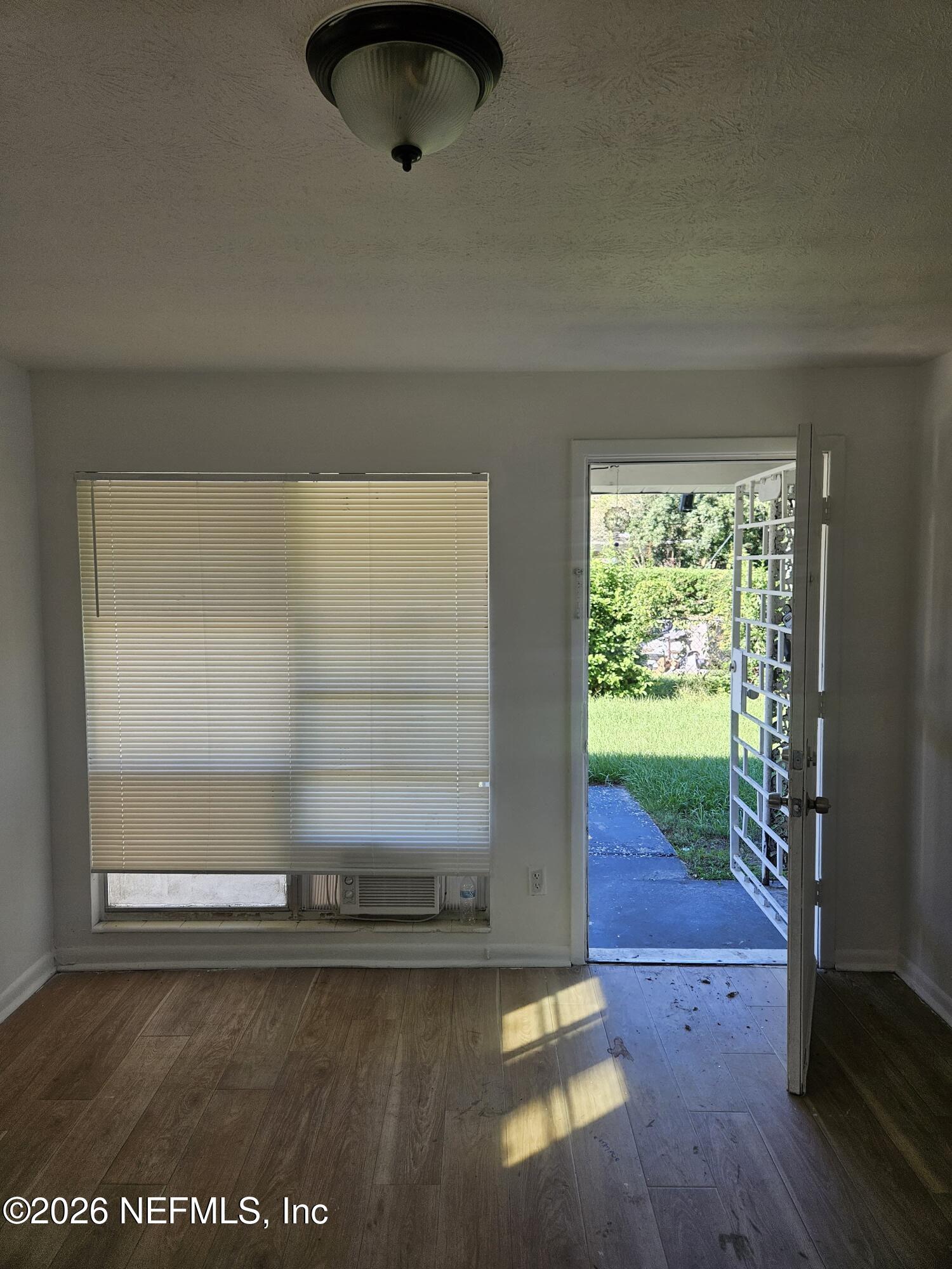 2572 W 23RD Street