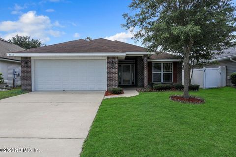 Photo of 5816 ROUND TABLE Road, Jacksonville, FL 32254 (MLS # 2145824)