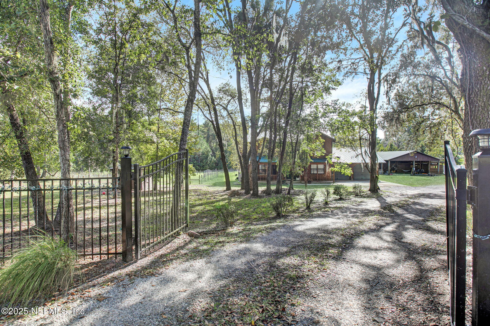 120 WIPPLETREE Court