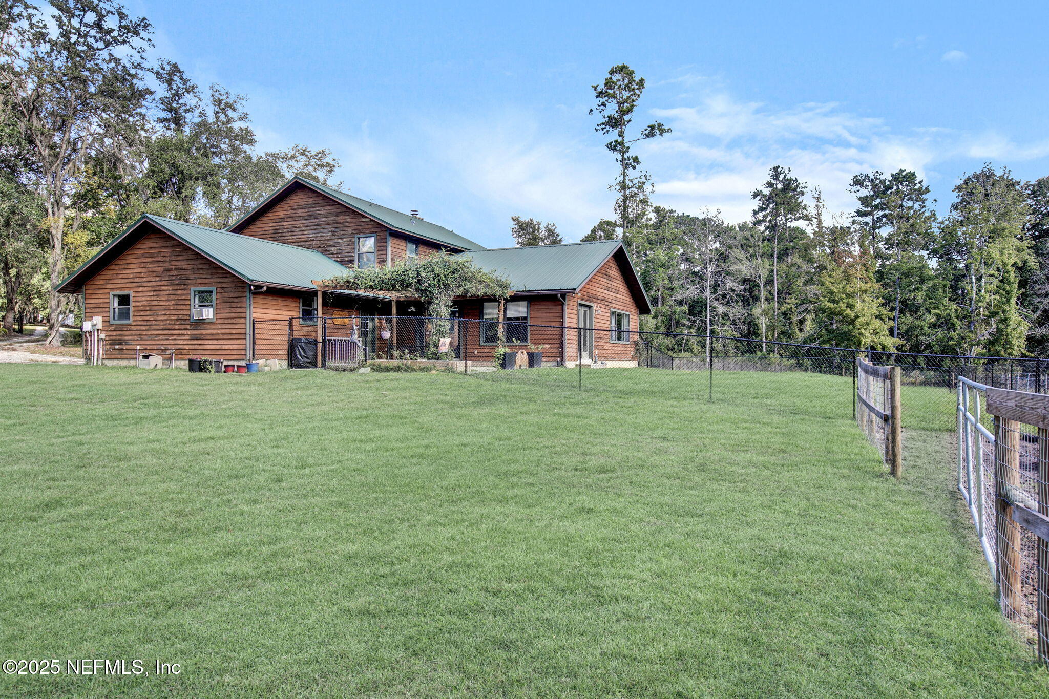 120 WIPPLETREE Court