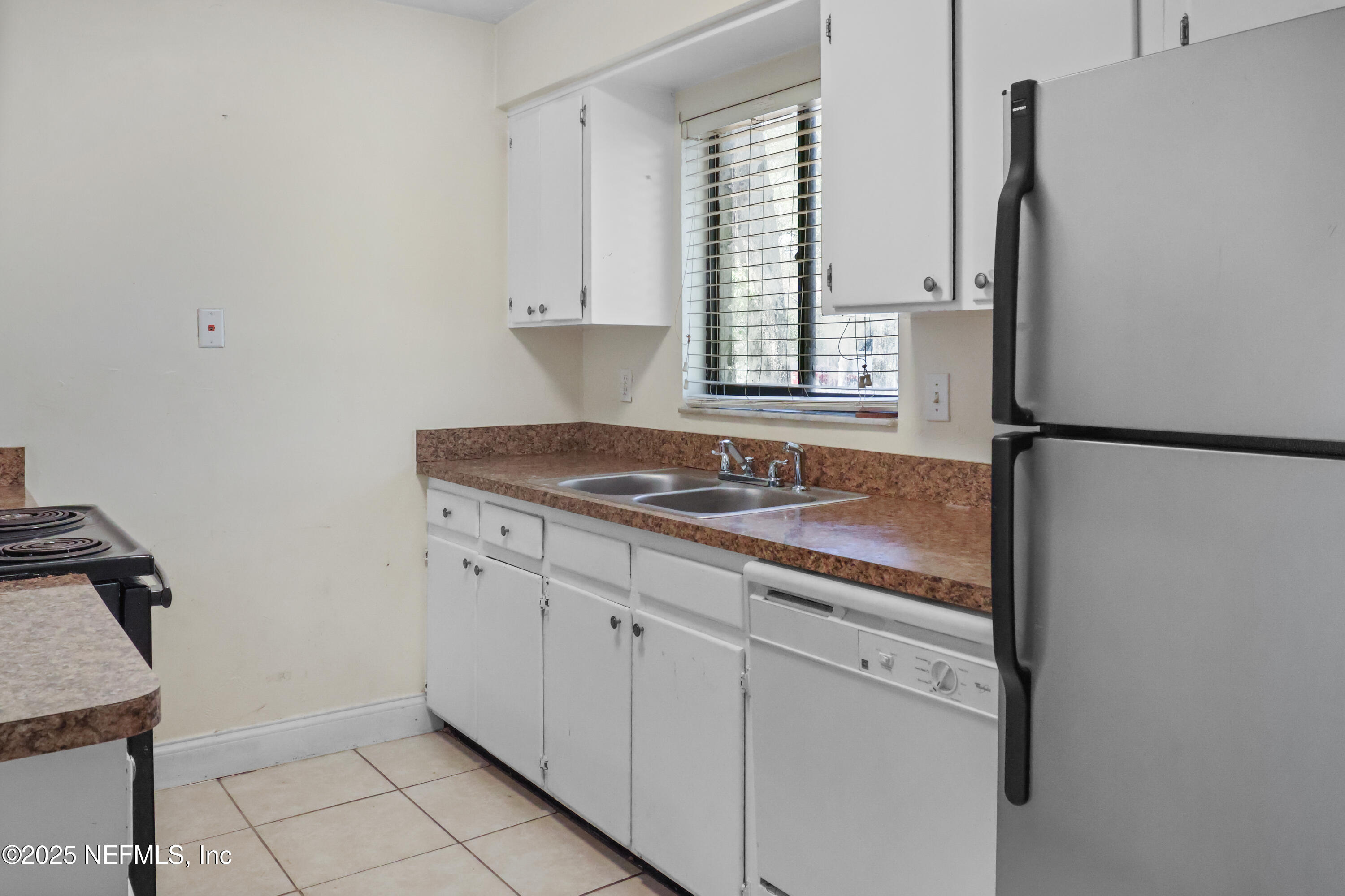 713 SW SW 69TH Street A & B