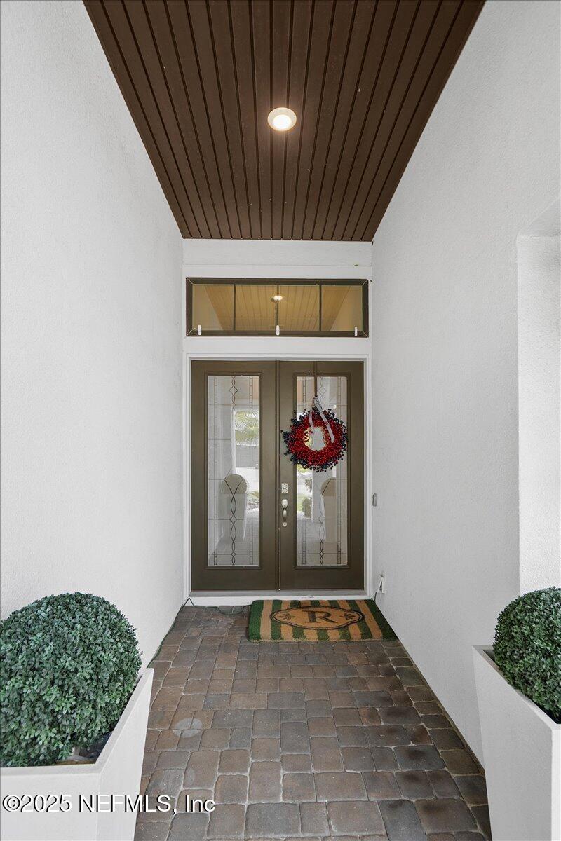 199 MARQUESA Circle