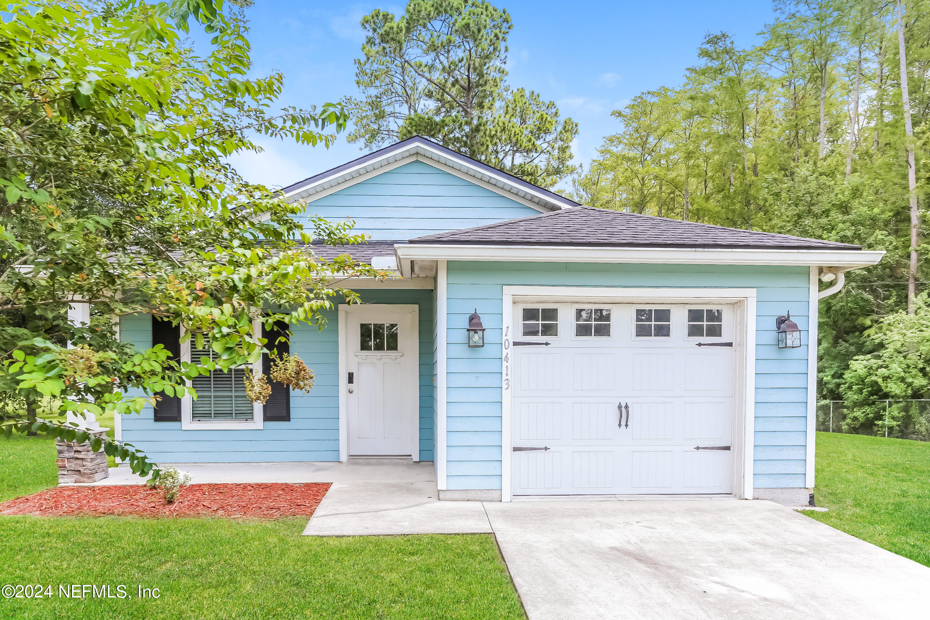 Jacksonville, FL home for sale located at 10413 DOBELL Road, Jacksonville, FL 32246