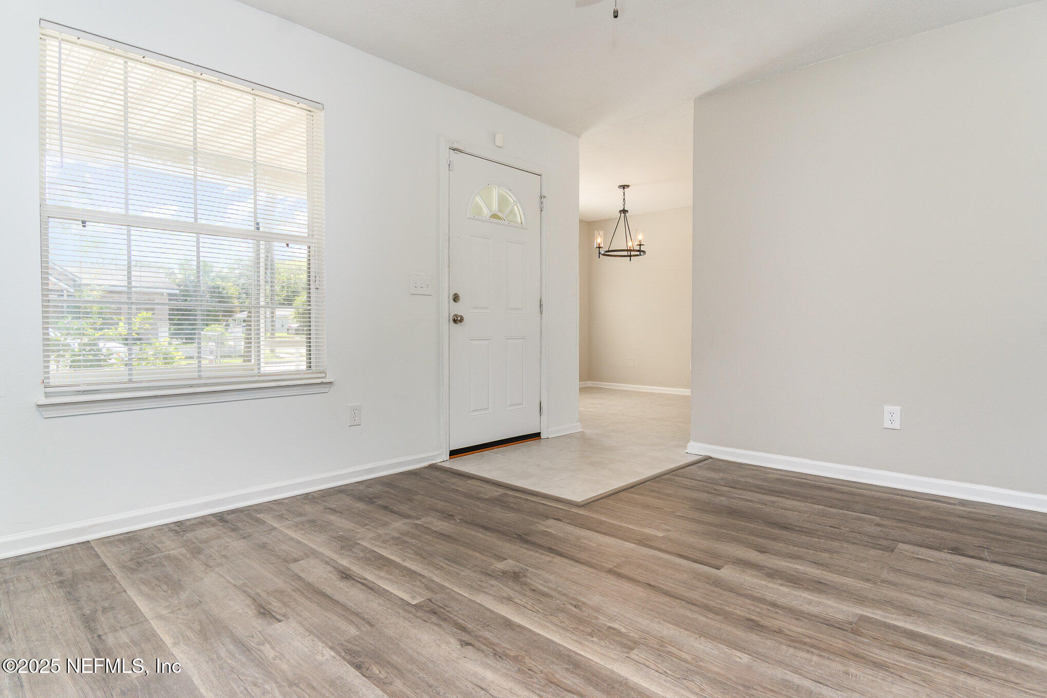 1233 VAN BUREN Street