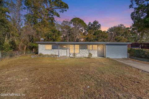 8843 DARLINGTON Drive Jacksonville FL 32208