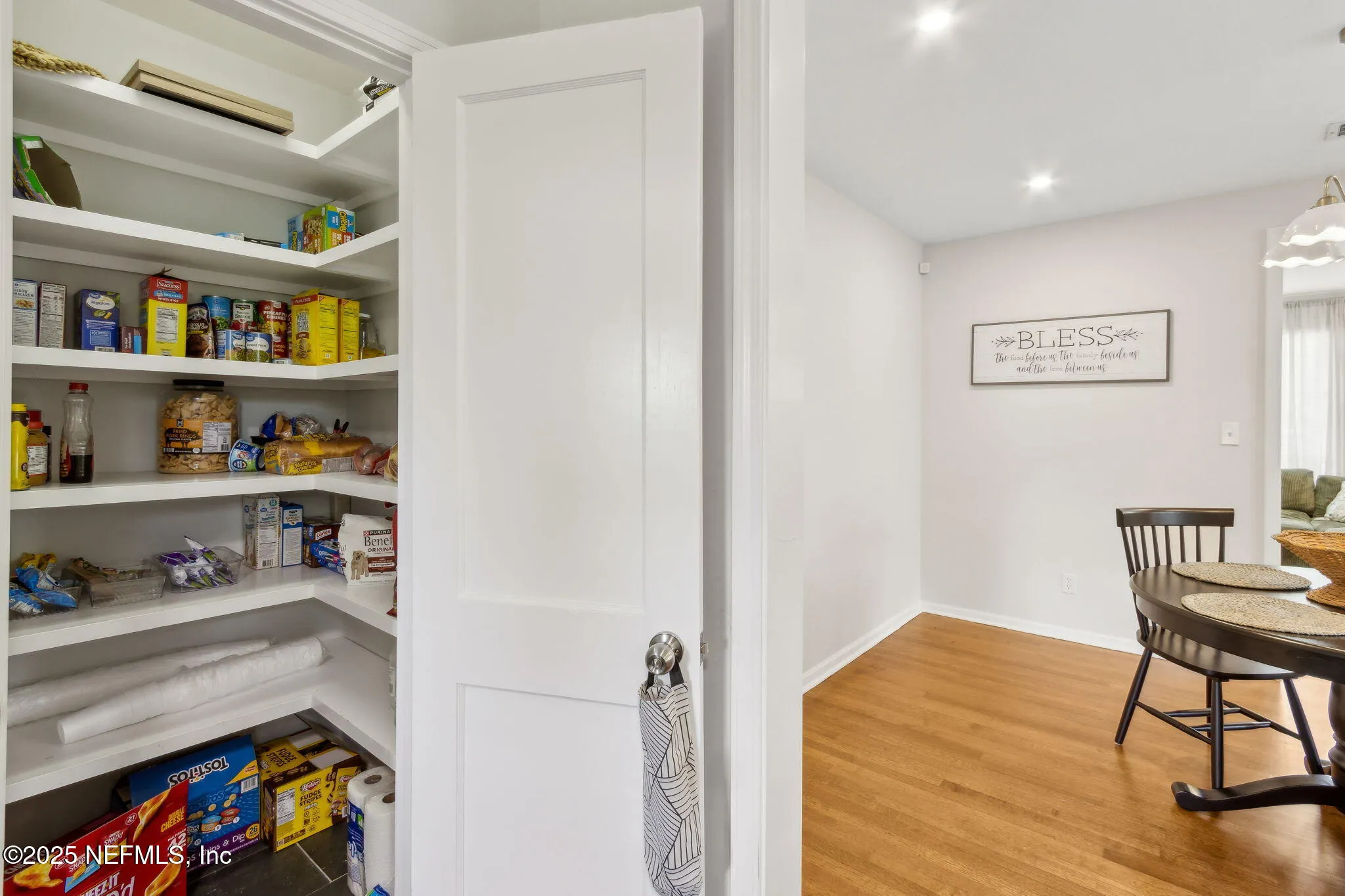 Jacksonville, Florida 32210, United States, 2 Bedrooms Bedrooms, ,2 BathroomsBathrooms,Residential,Pending,129060