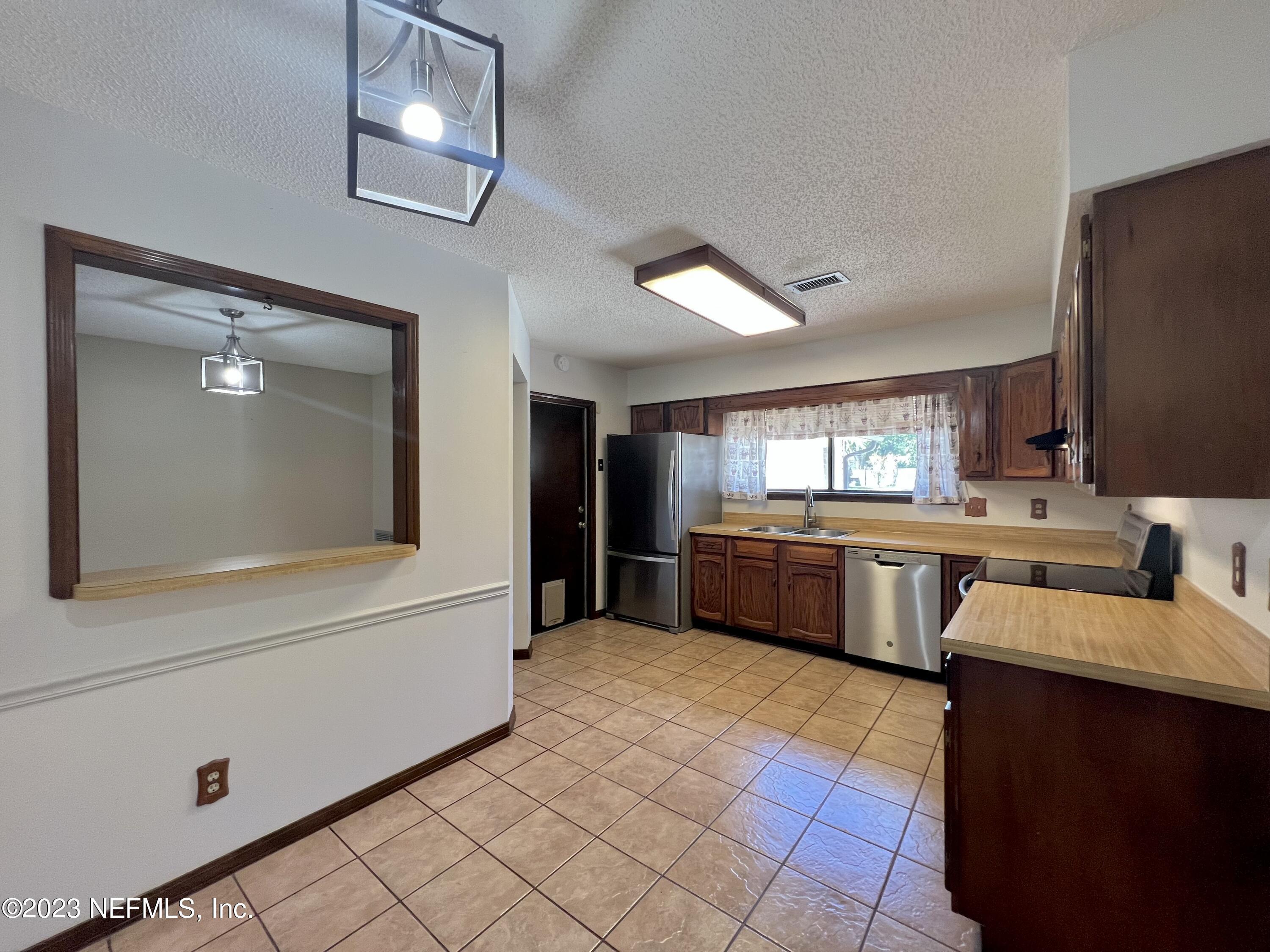Jacksonville, Florida 32244, United States, 3 Bedrooms Bedrooms, ,2 BathroomsBathrooms,Residential,Active,53628