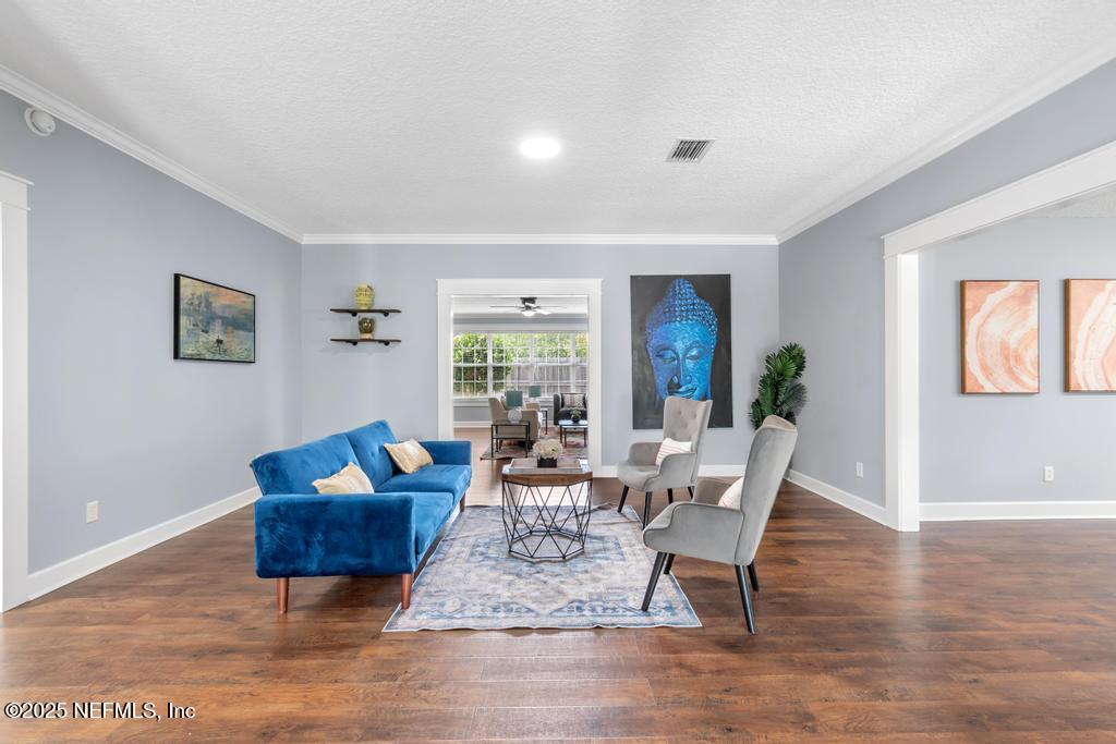 1115 COPPERFIELD Circle