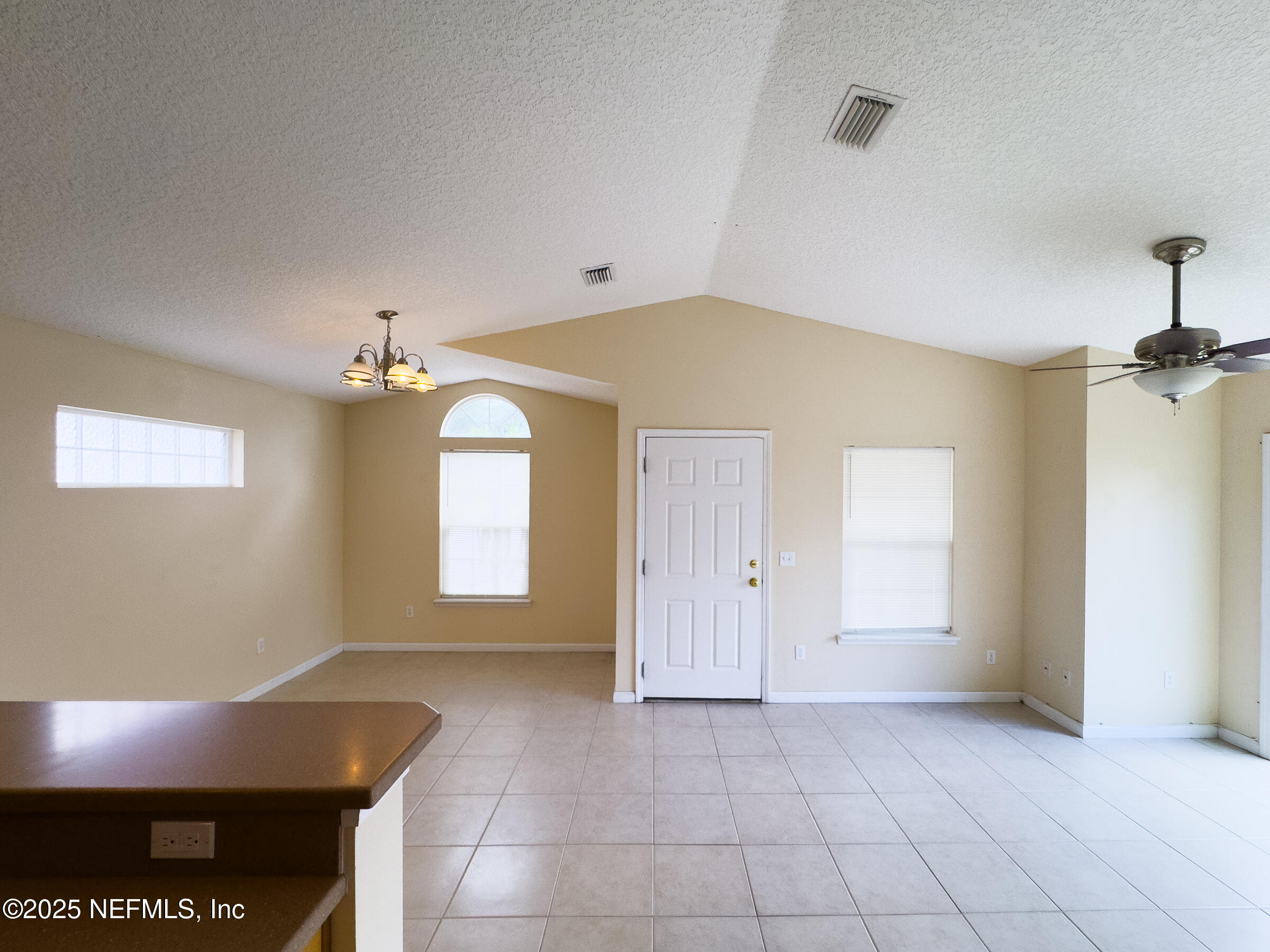 100 ASHTON Circle 24