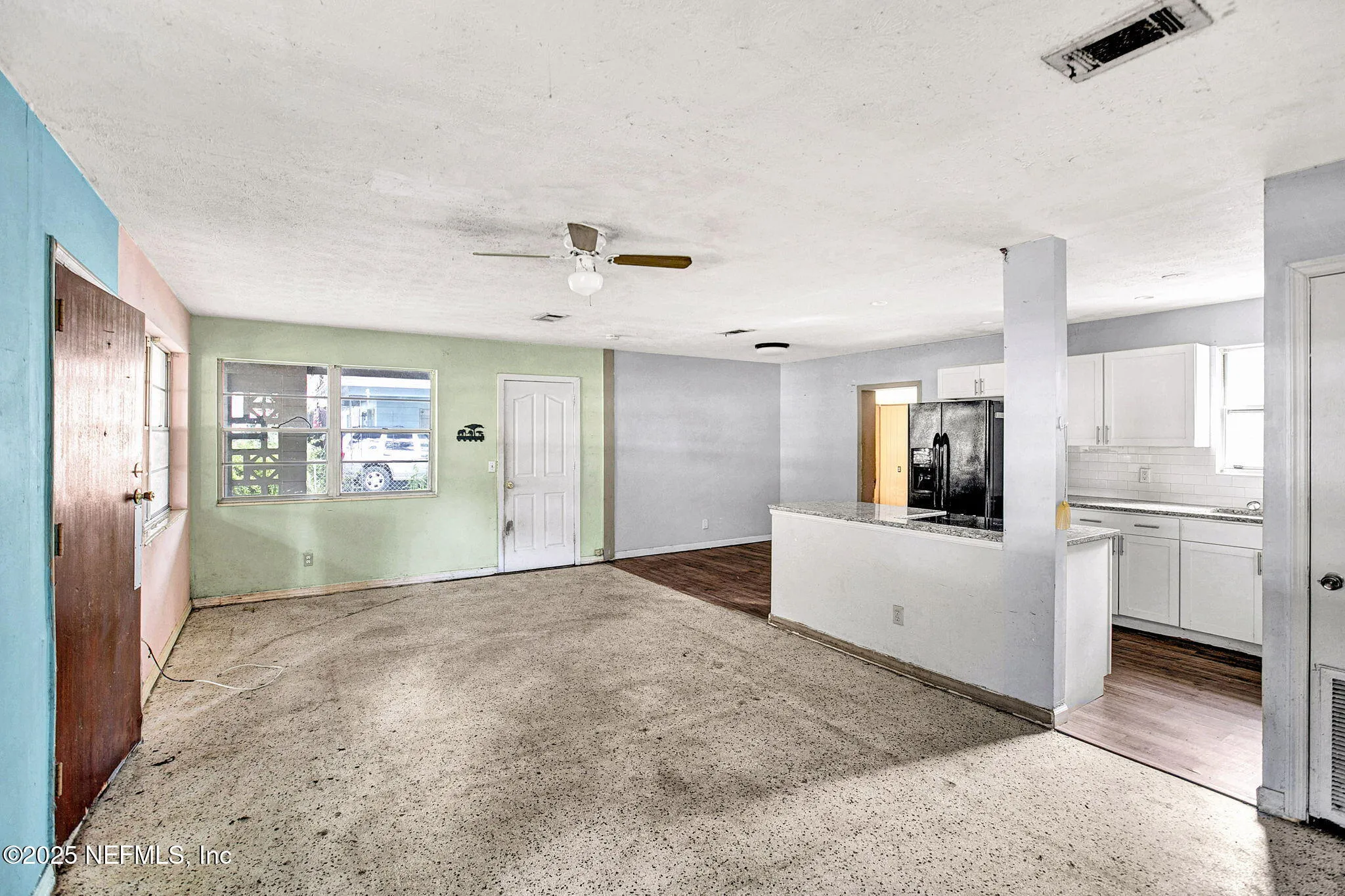 Jacksonville, Florida 32233, United States, 3 Bedrooms Bedrooms, ,2 BathroomsBathrooms,Residential,Pending,13314