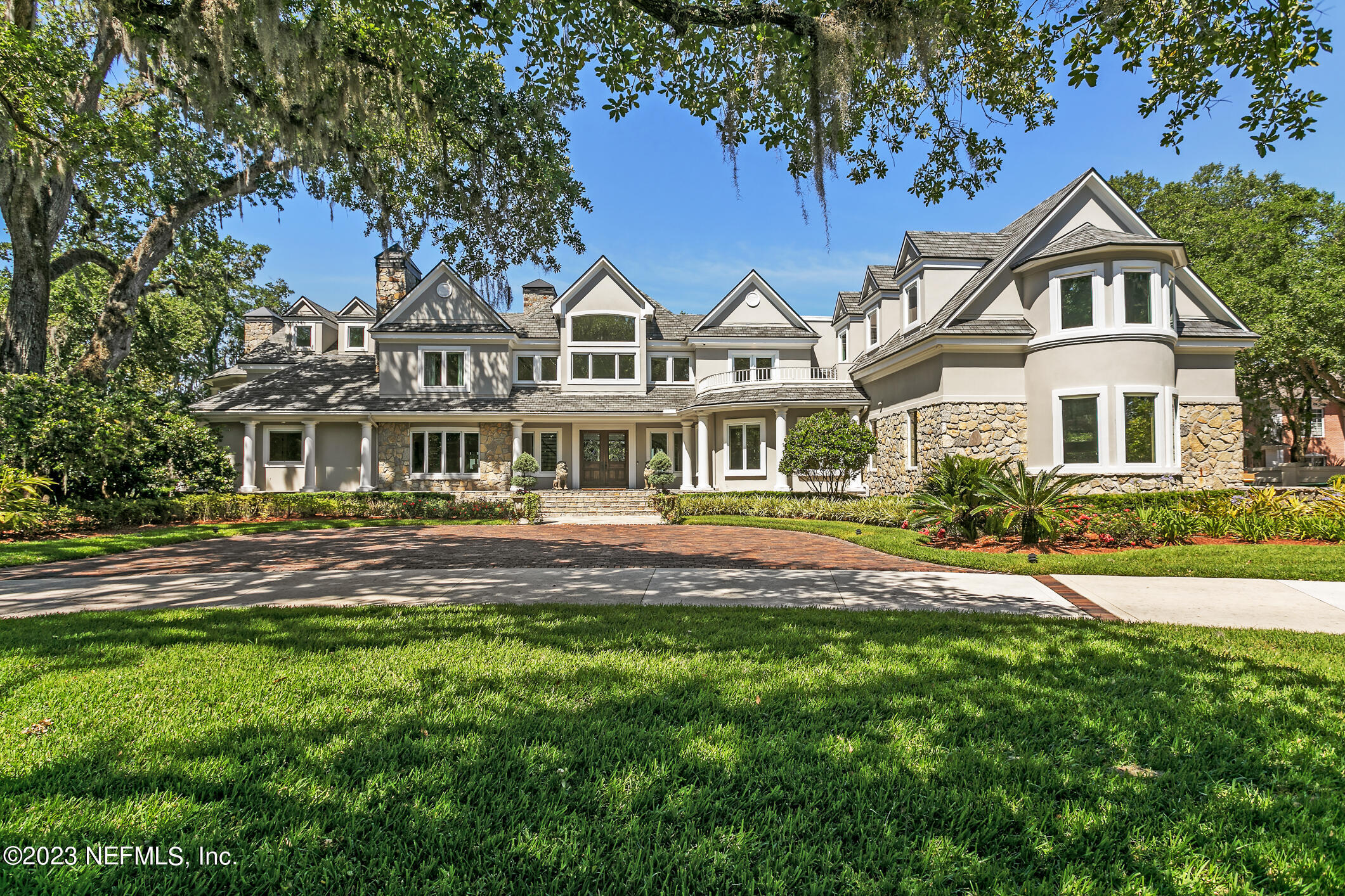 Jacksonville, FL home for sale located at 6120 SAN JOSE Boulevard W, Jacksonville, FL 32217